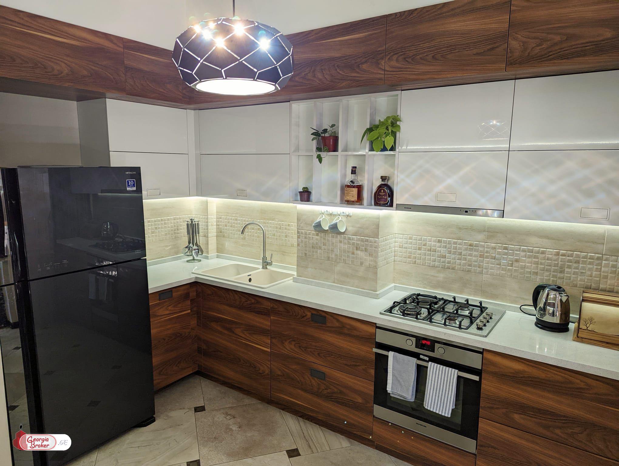 nearly repaired 3-room apartment for sale