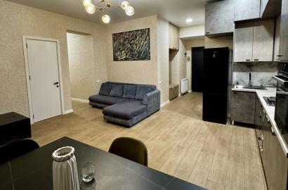 იყიდება ახალი გარემონტებული 4 ოთახიანი ბინა