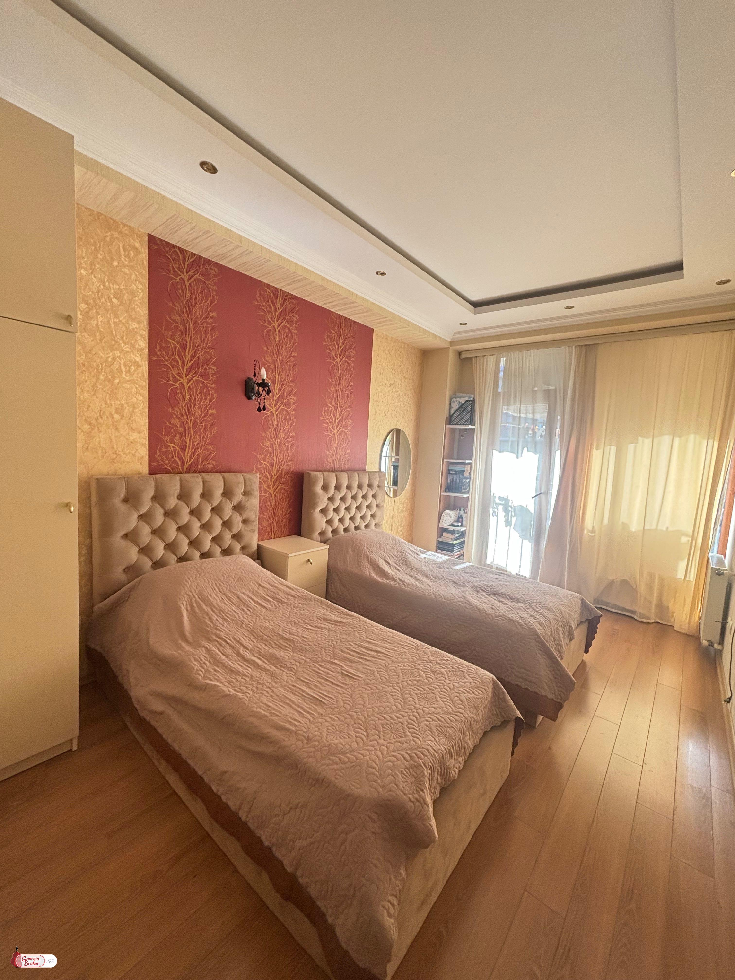 nearly repaired 3-room apartment for sale