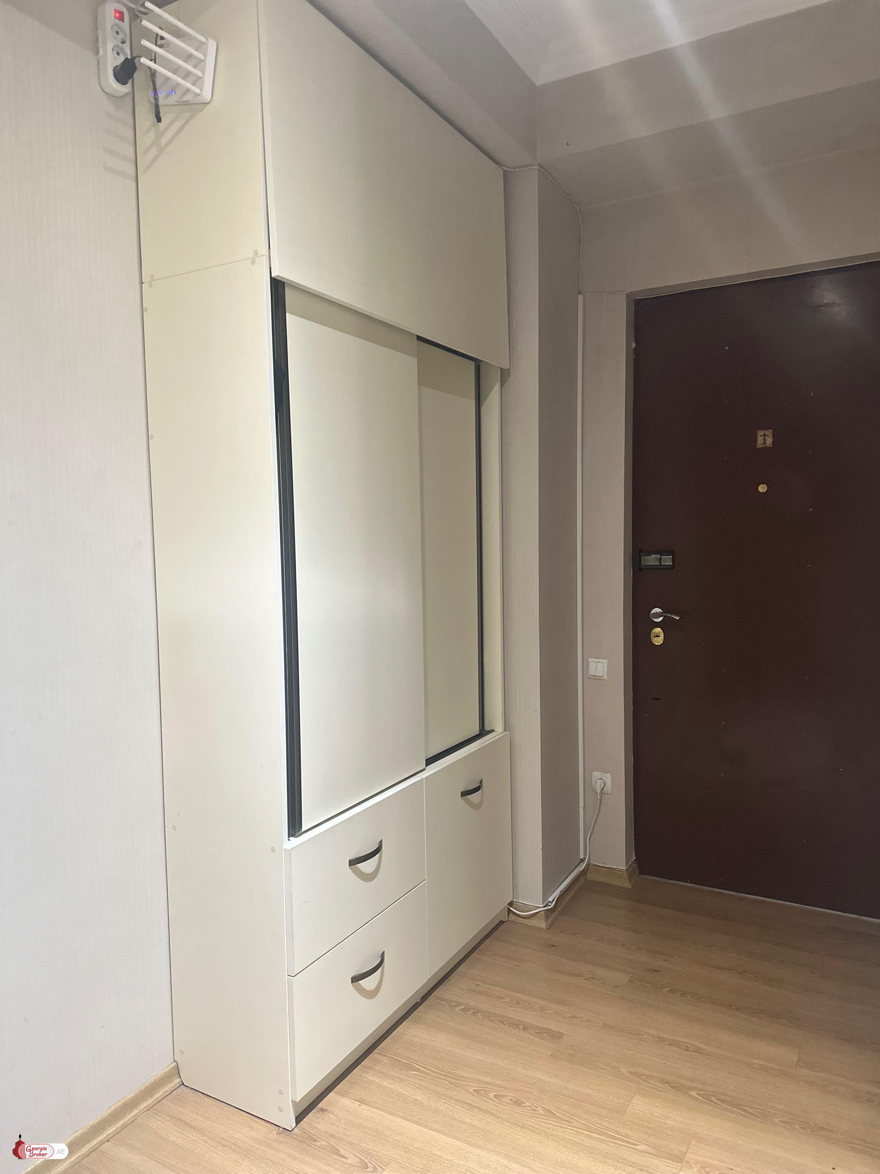 nearly repaired 3-room apartment for sale