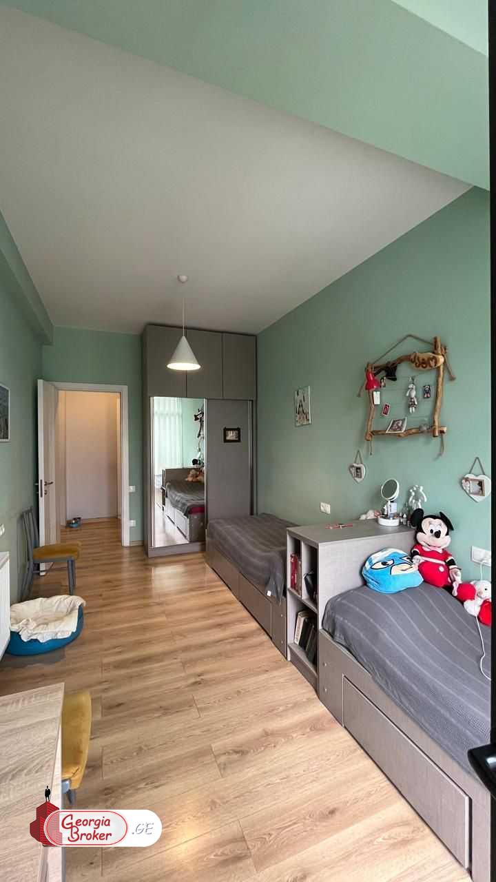 nearly repaired 4-room apartment for sale