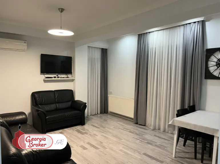 nearly repaired 3-room apartment for sale