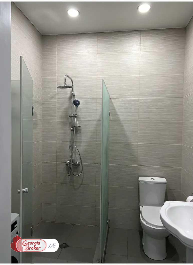 nearly repaired 3-room apartment for sale