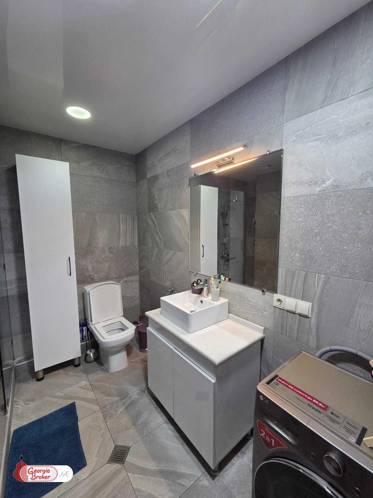 nearly repaired 4-room apartment for sale