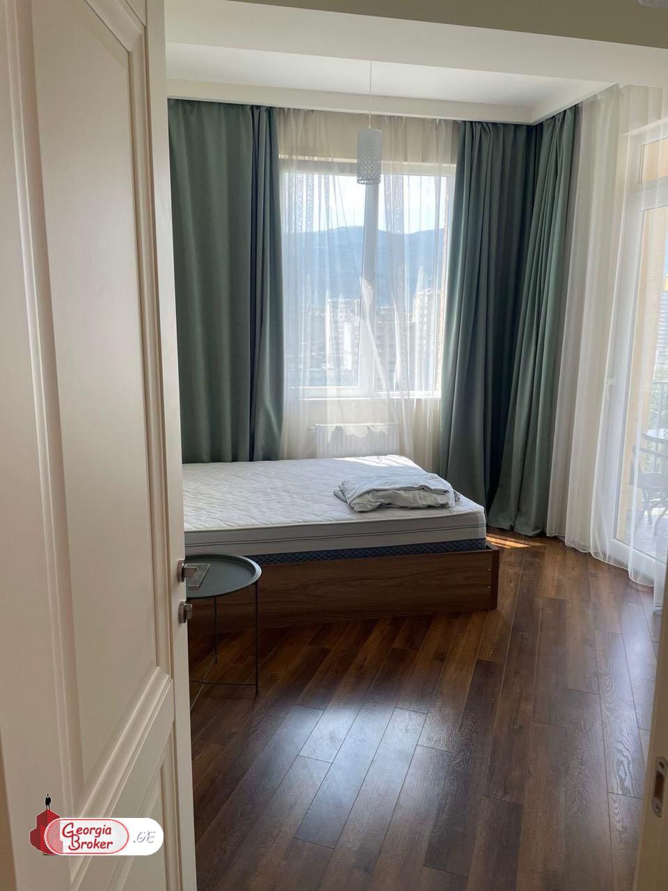 nearly repaired 3-room apartment for sale