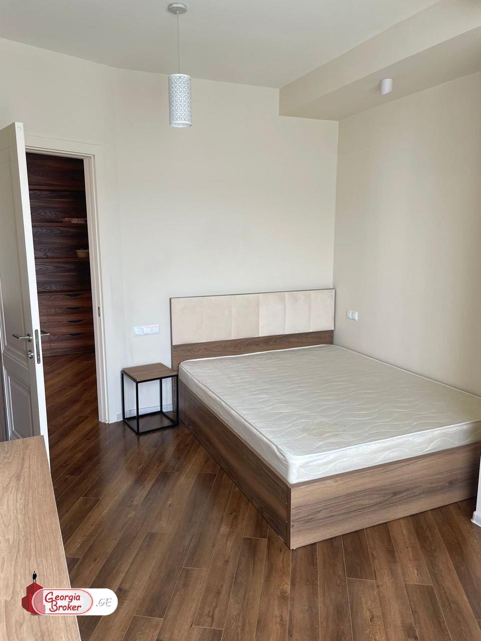 nearly repaired 3-room apartment for sale