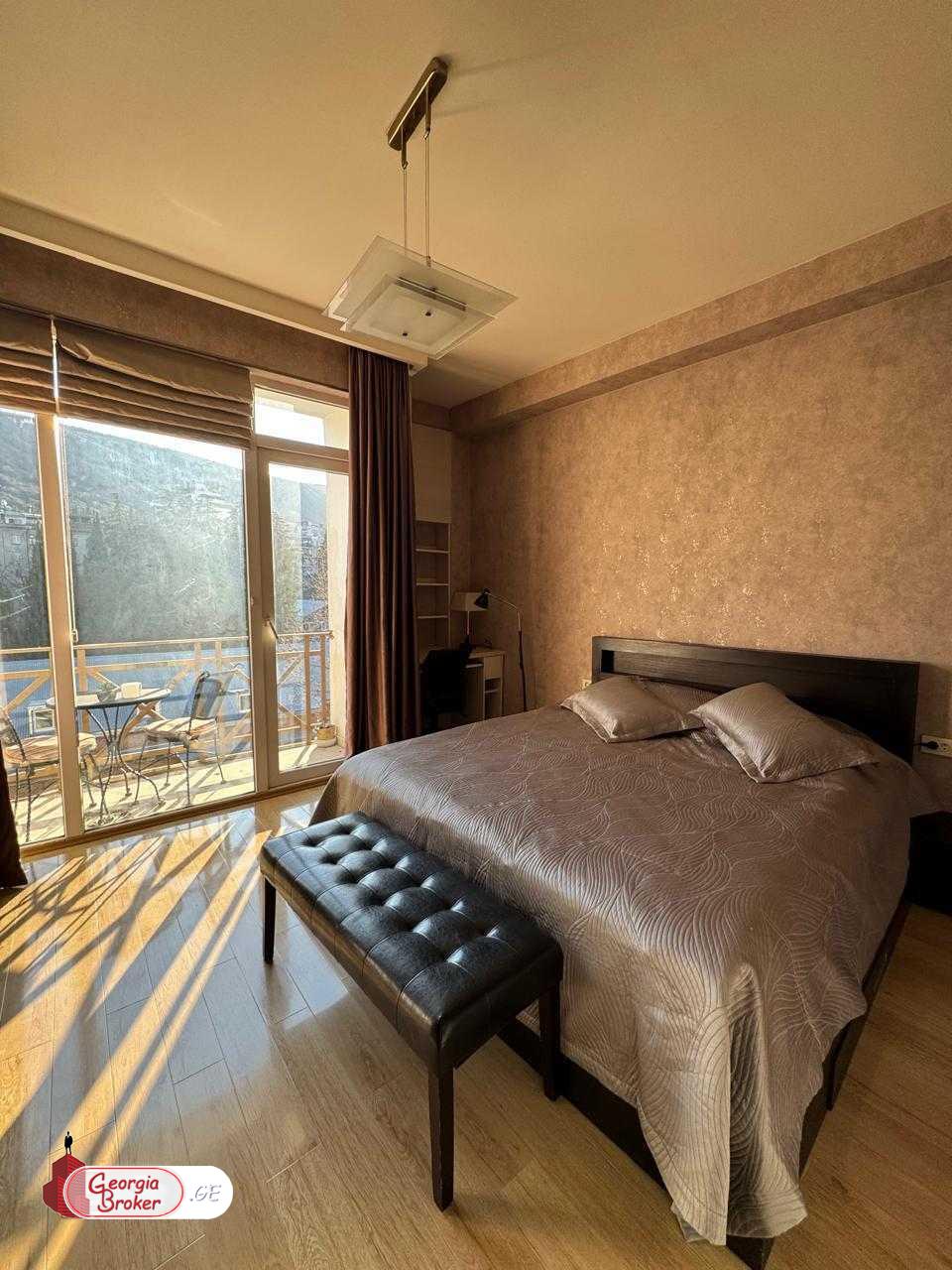 nearly repaired 3-room apartment for sale