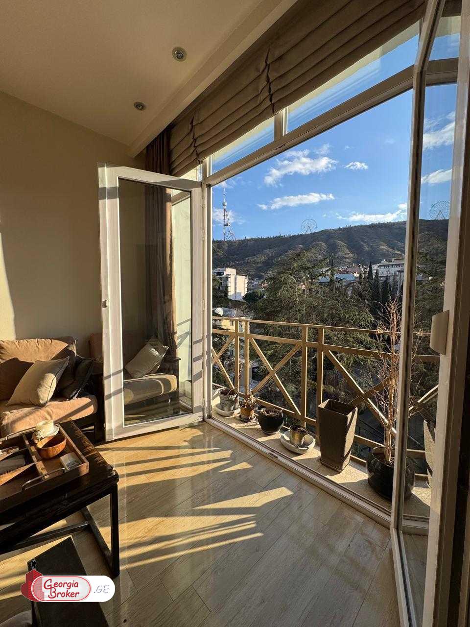 nearly repaired 3-room apartment for sale