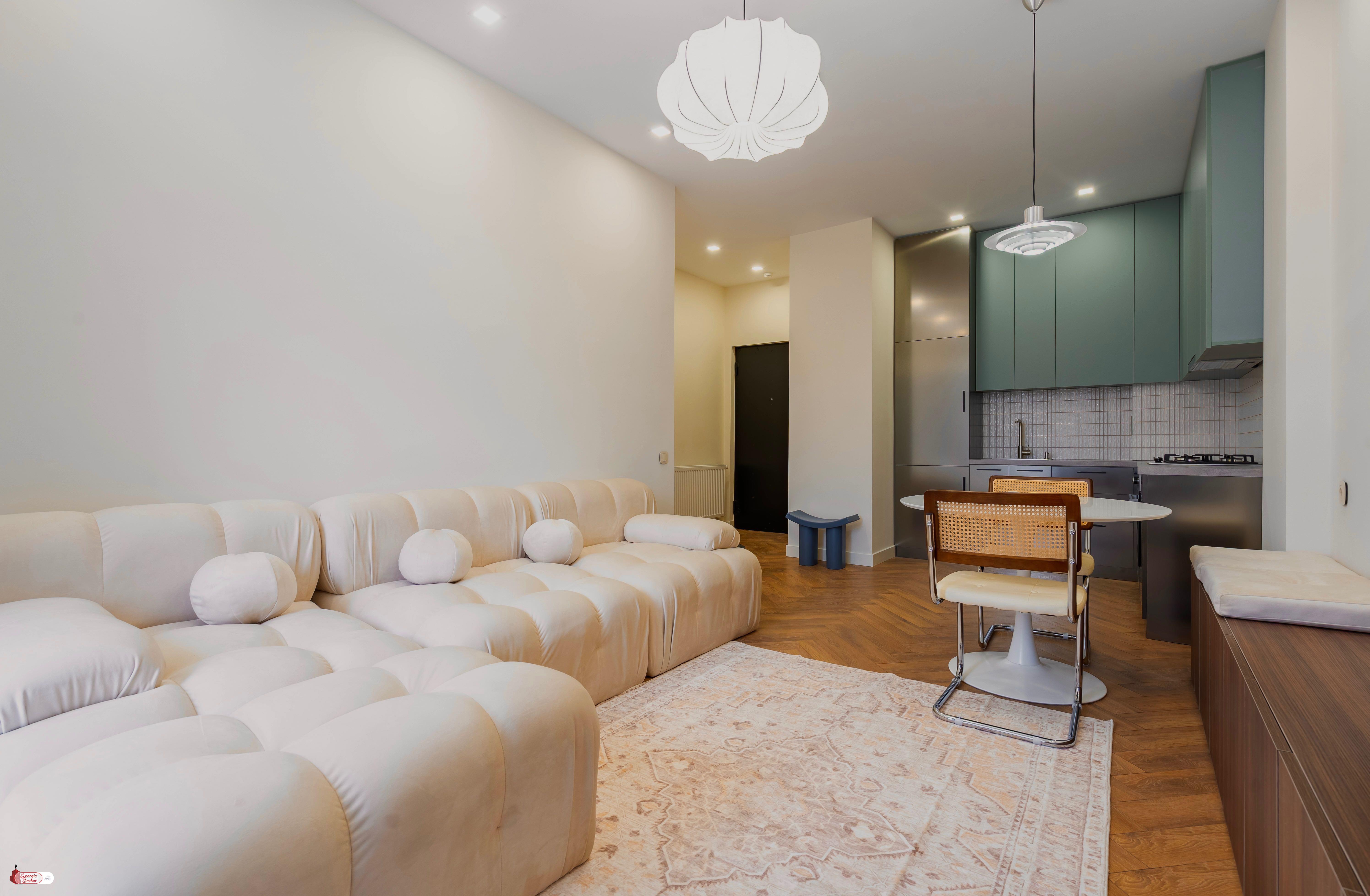 იყიდება ახალი გარემონტებული 2 ოთახიანი ბინა