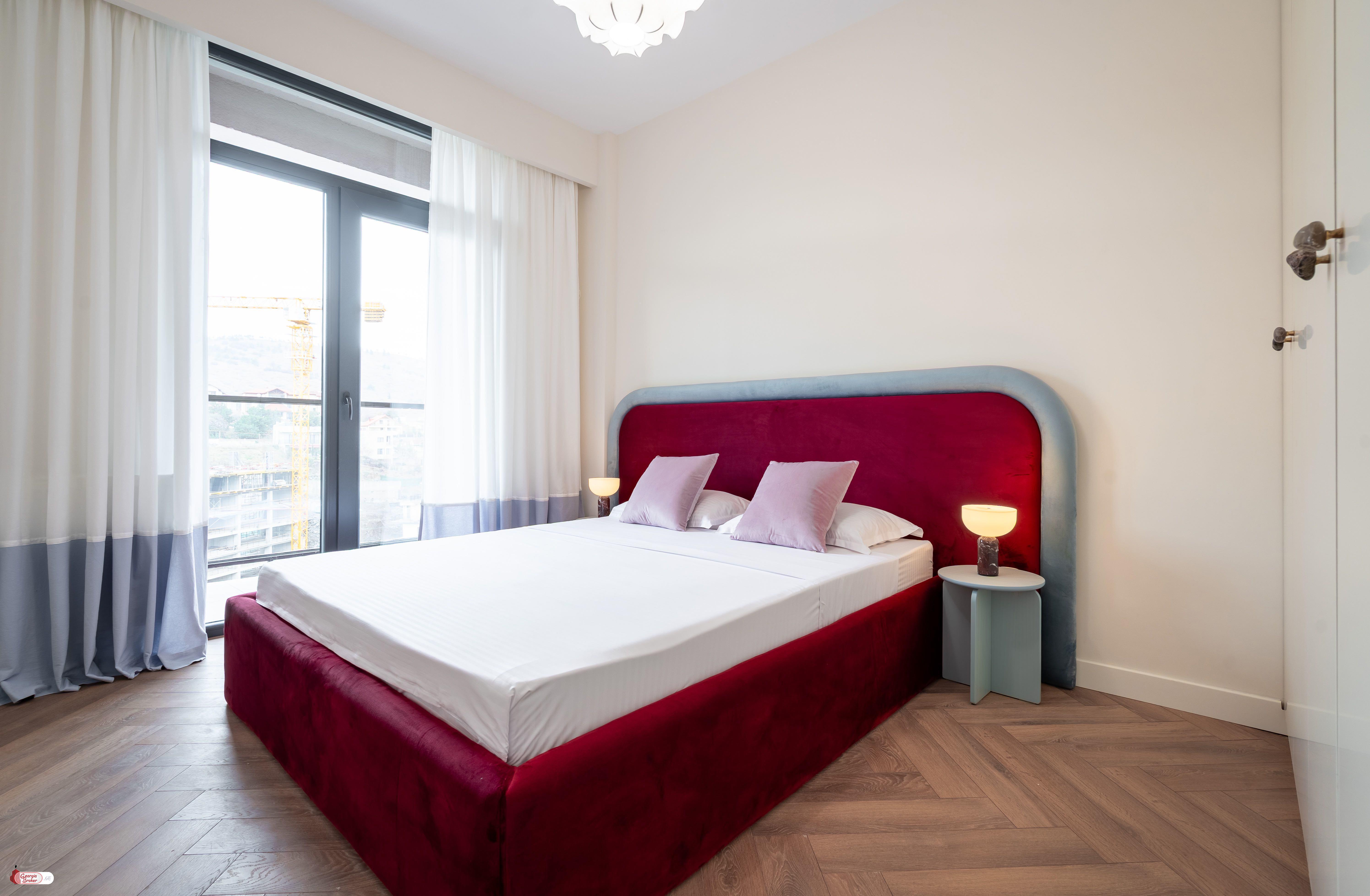 იყიდება ახალი გარემონტებული 2 ოთახიანი ბინა