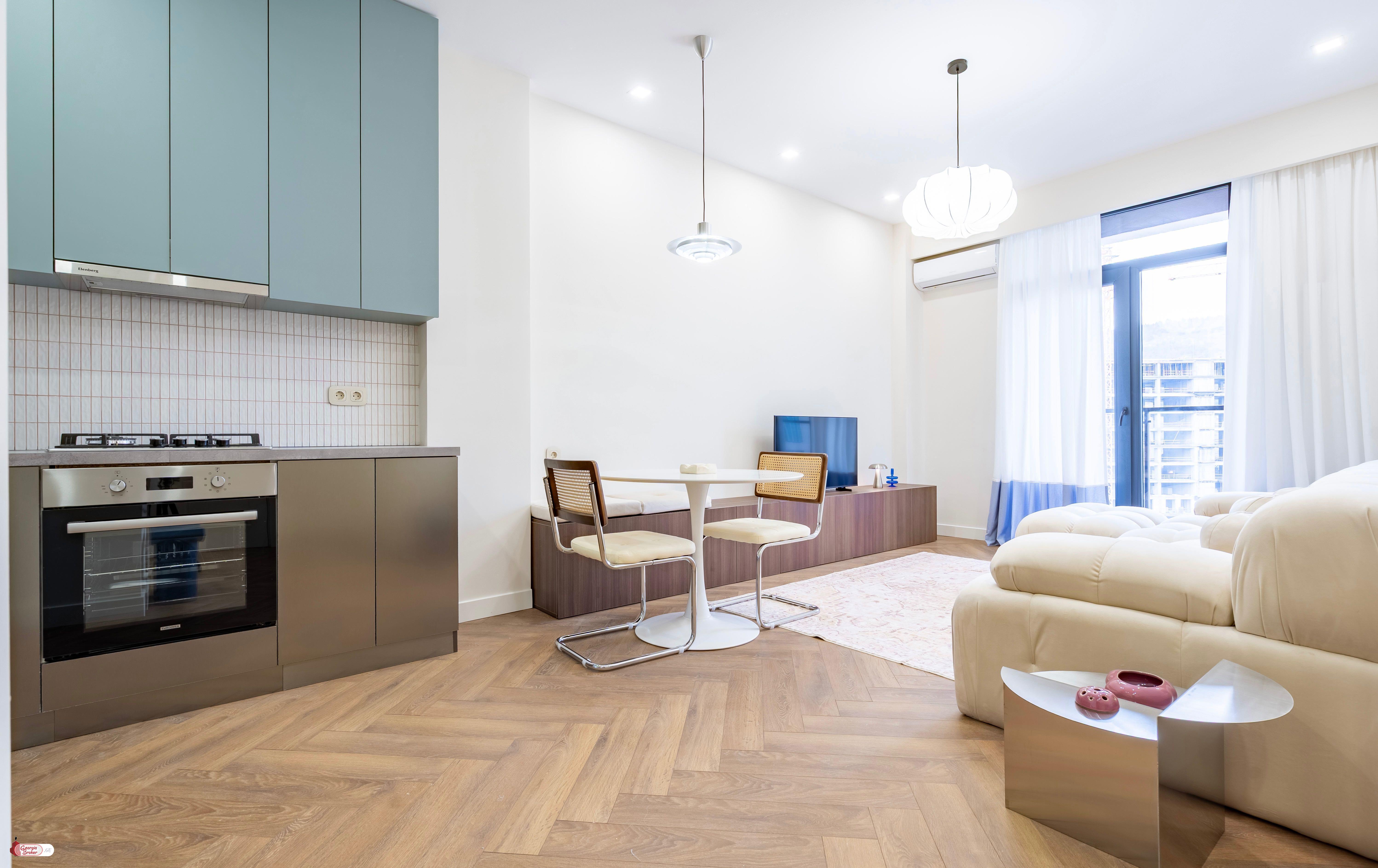 იყიდება ახალი გარემონტებული 2 ოთახიანი ბინა