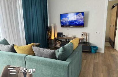 იყიდება ახალი გარემონტებული 2 ოთახიანი ბინა