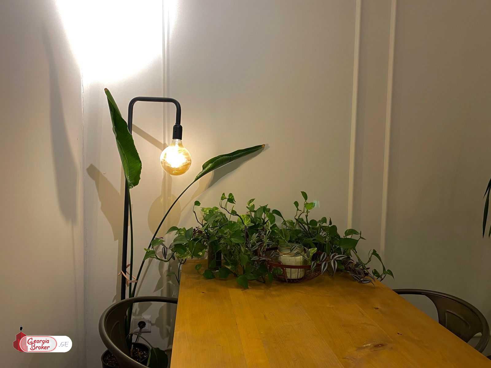 продается квартира с новым ремонтом 5-комнат