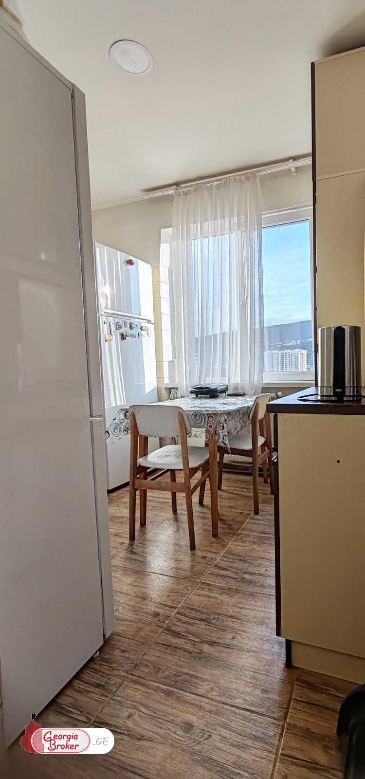 nearly repaired 5-room apartment for sale