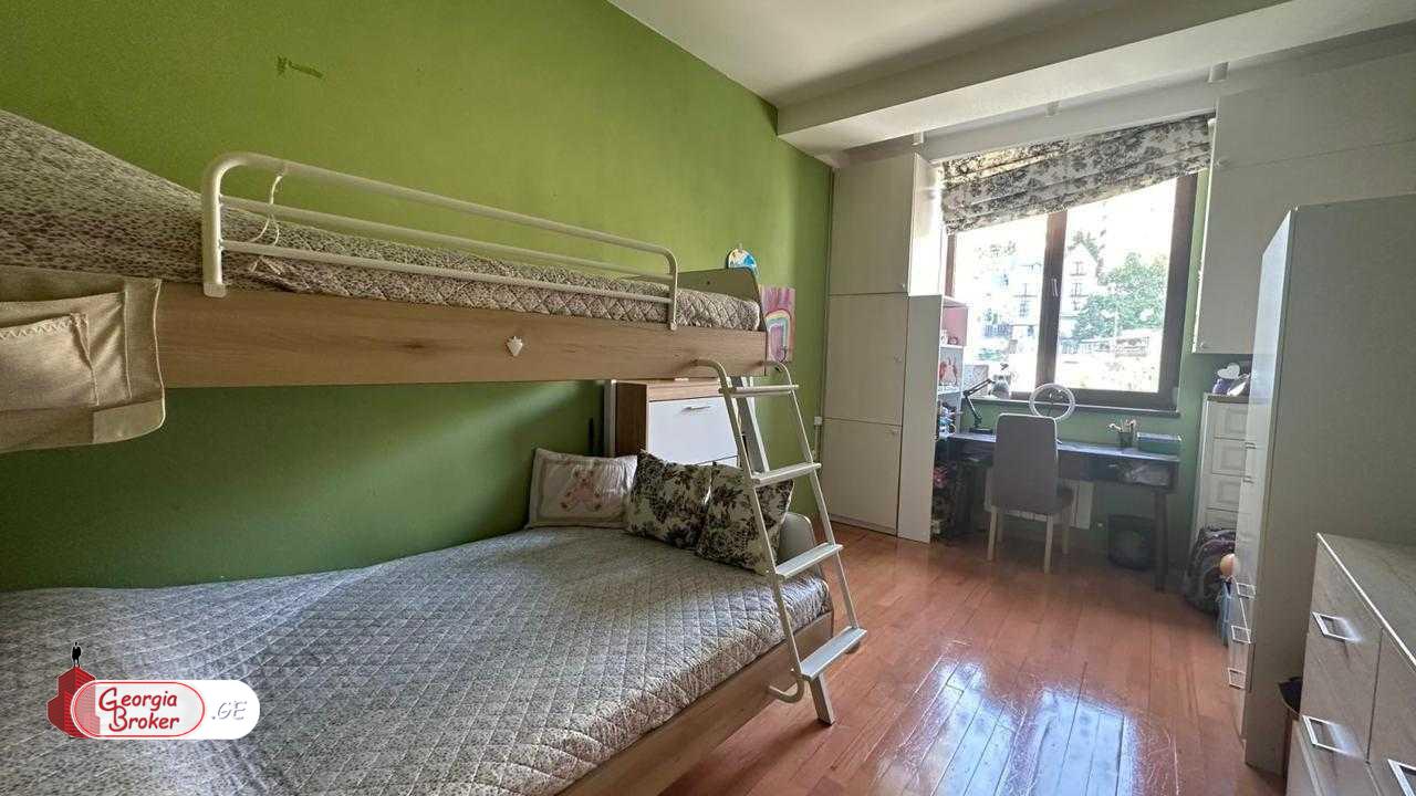 nearly repaired 4-room apartment for sale