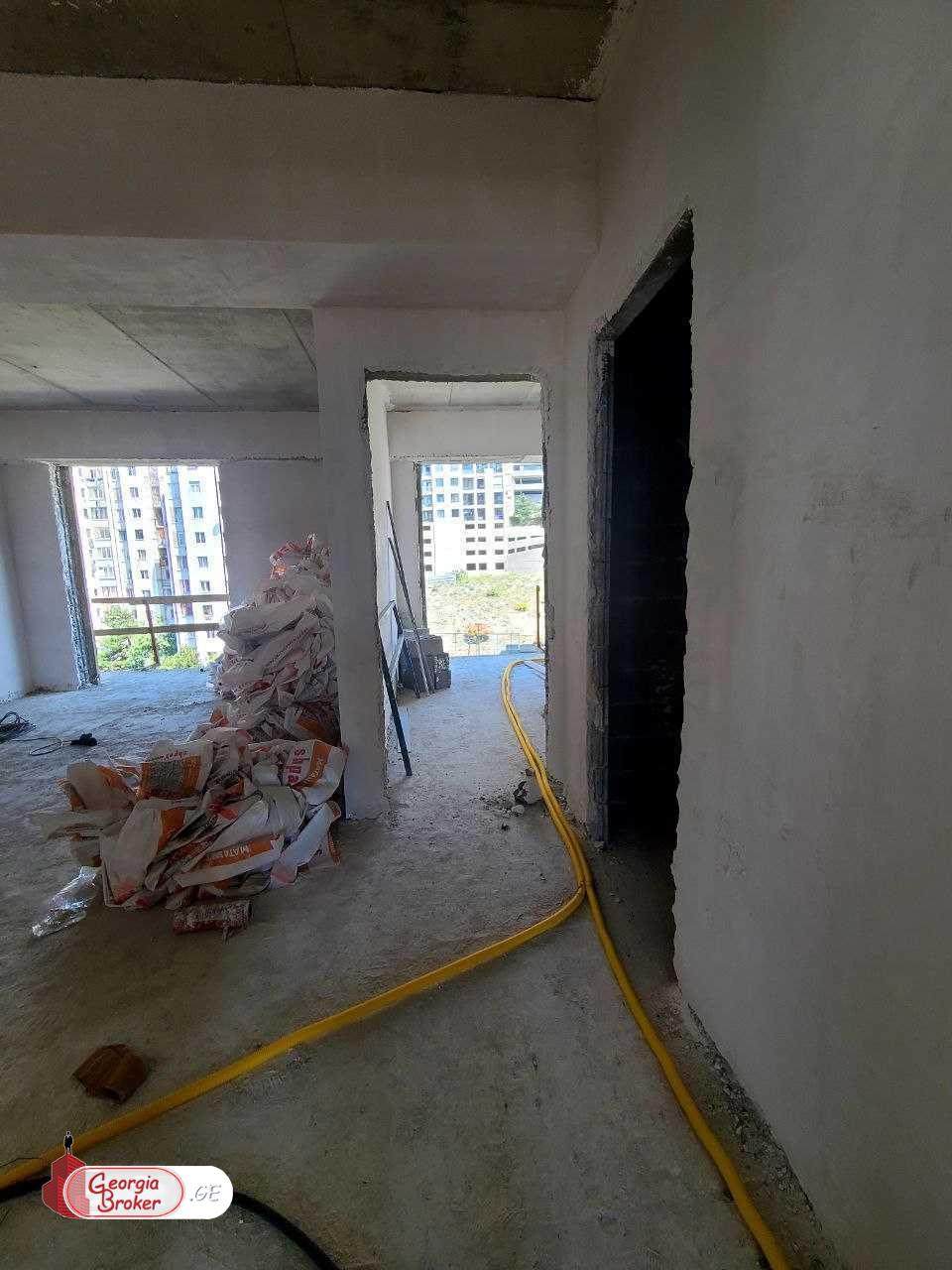 new build 3-room apartment for sale