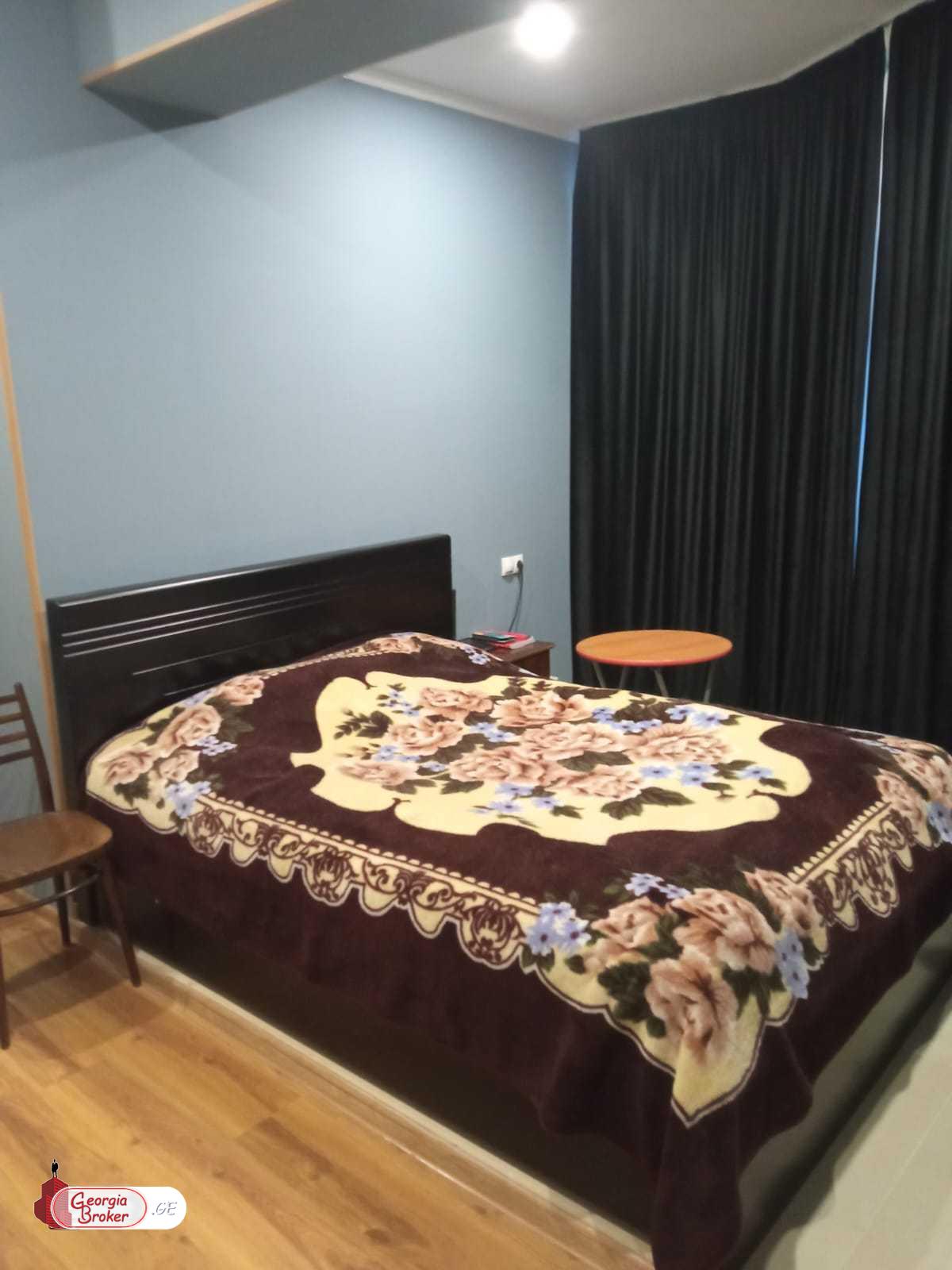 იყიდება ახალი გარემონტებული 4 ოთახიანი ბინა