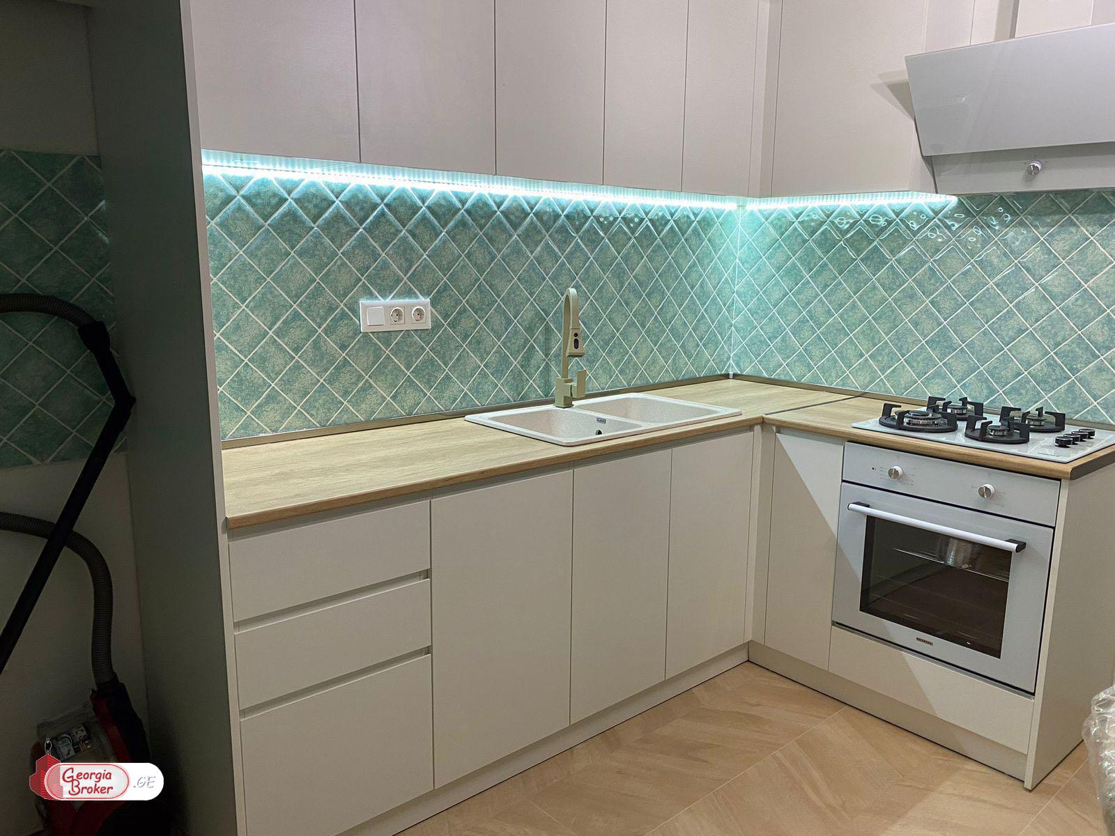 nearly repaired 3-room apartment for sale