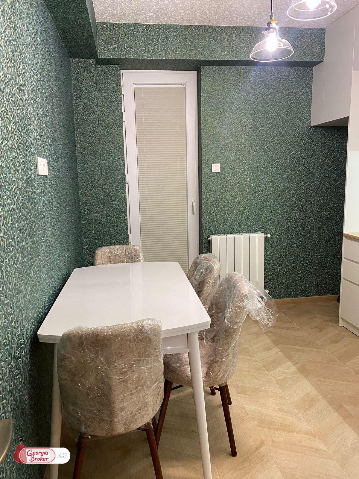 nearly repaired 3-room apartment for sale