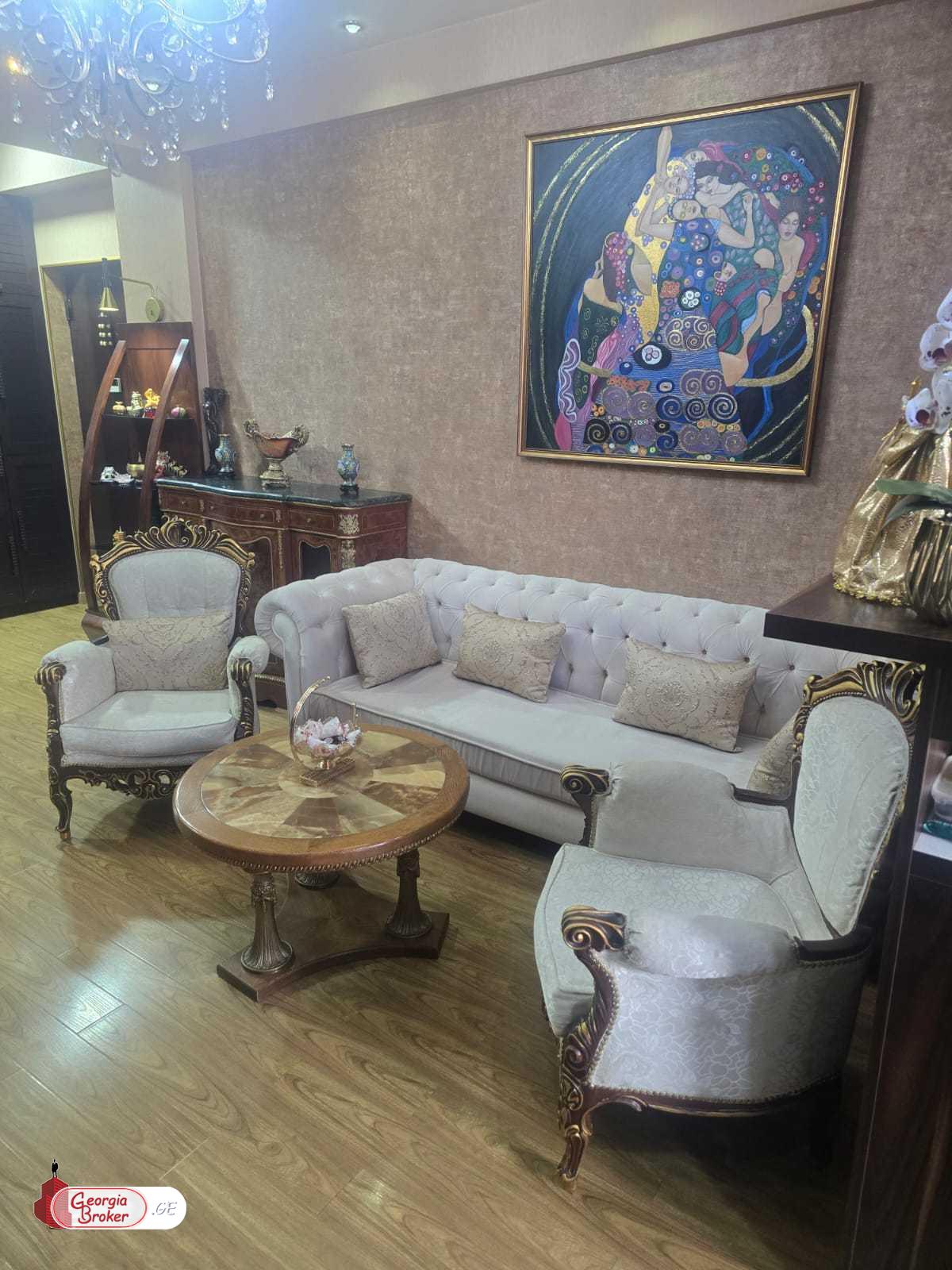 იყიდება ახალი გარემონტებული 3 ოთახიანი ბინა