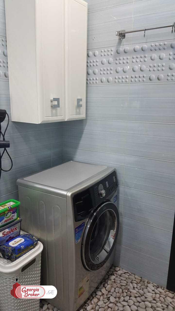 იყიდება ახალი გარემონტებული 3 ოთახიანი ბინა