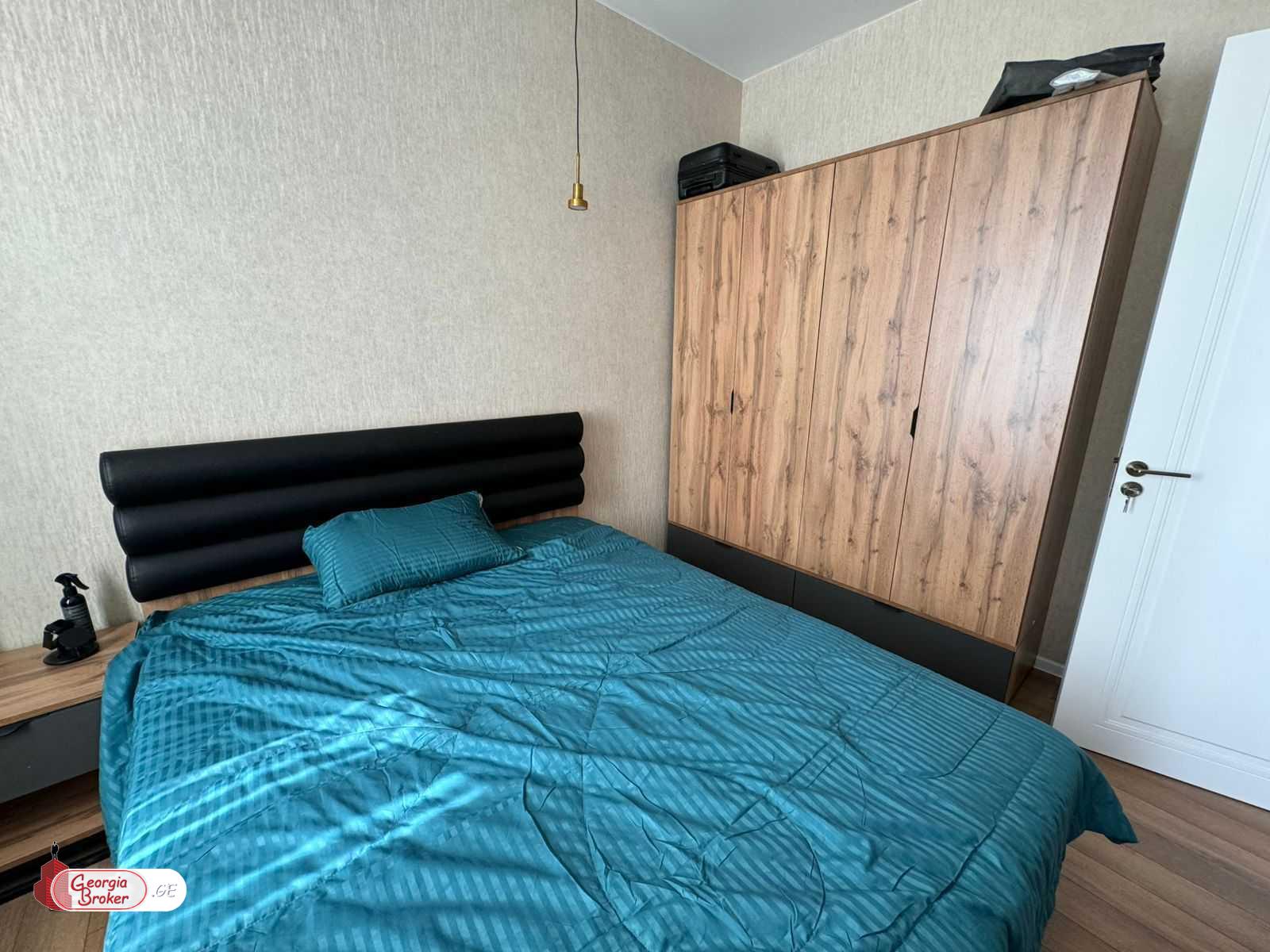 იყიდება ახალი გარემონტებული 2 ოთახიანი ბინა