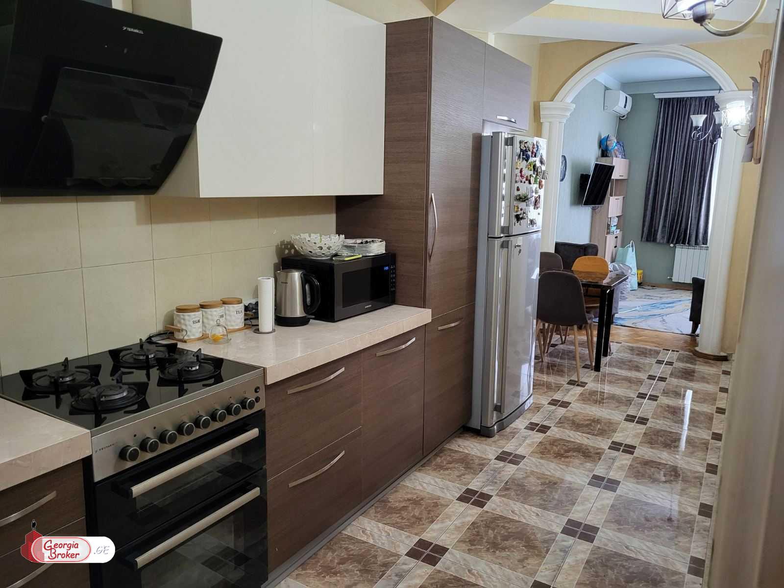 nearly repaired 5-room apartment for sale