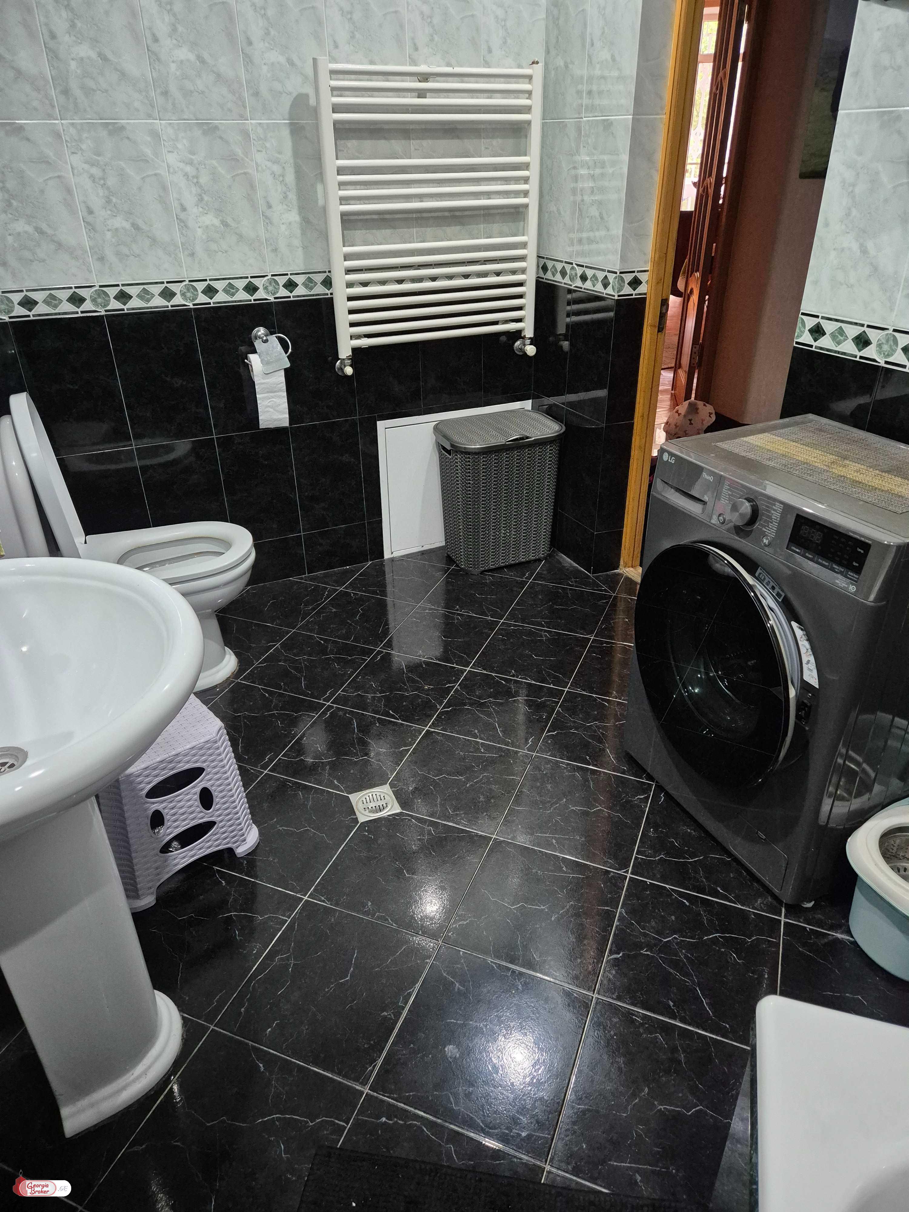 nearly repaired 5-room apartment for sale