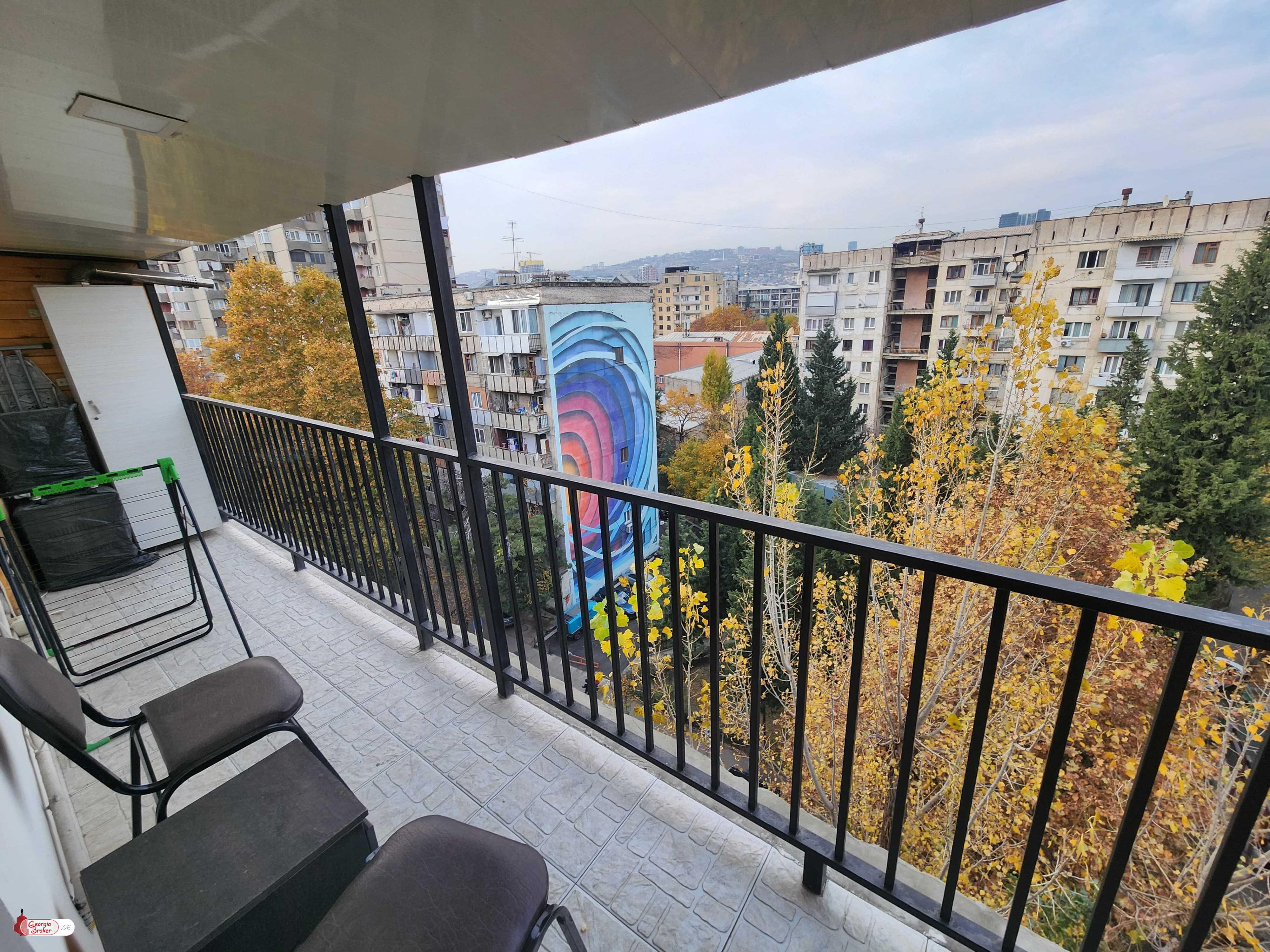 იყიდება ახალი გარემონტებული 2 ოთახიანი ბინა