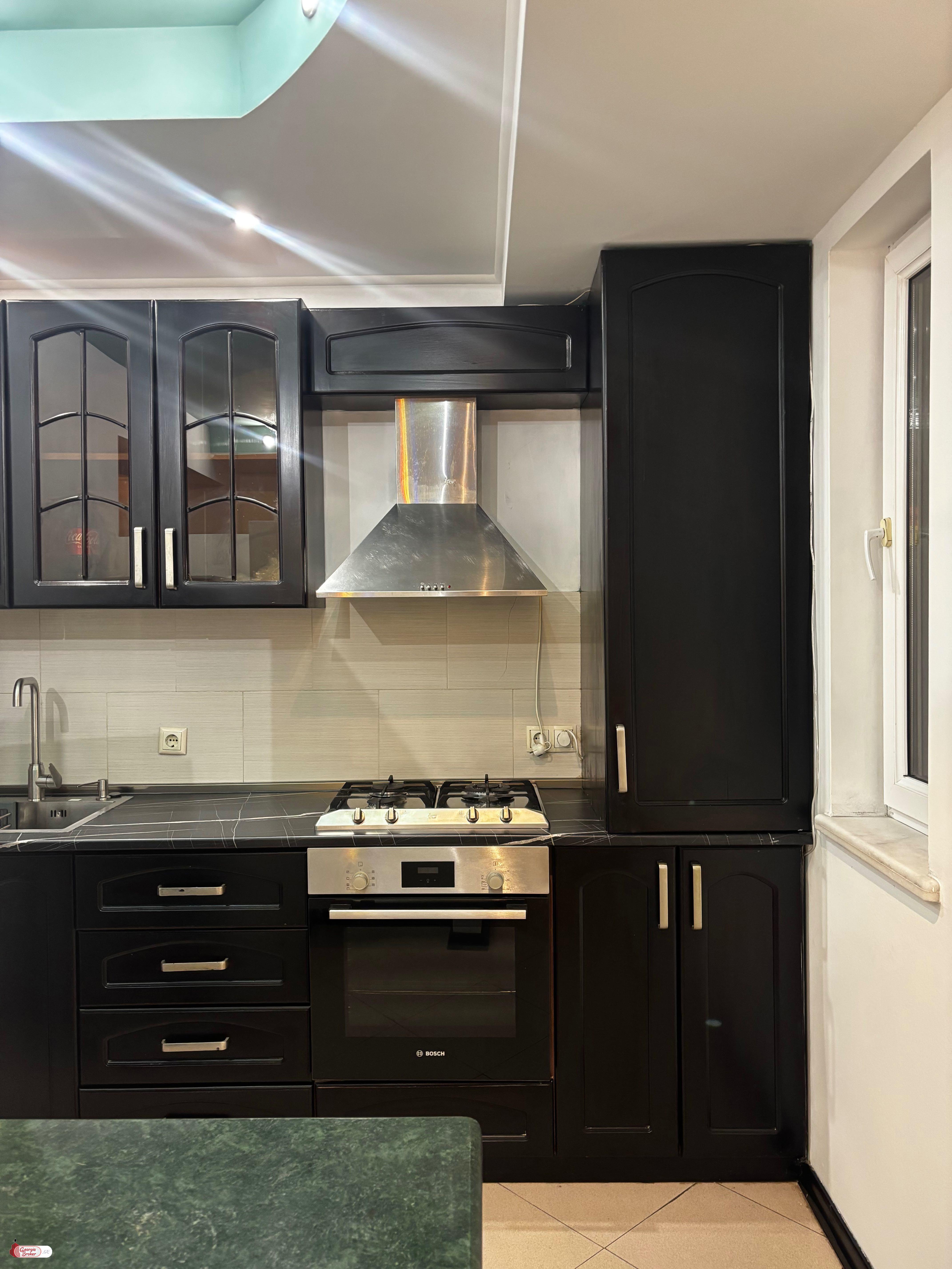 nearly repaired 2-room apartment for sale