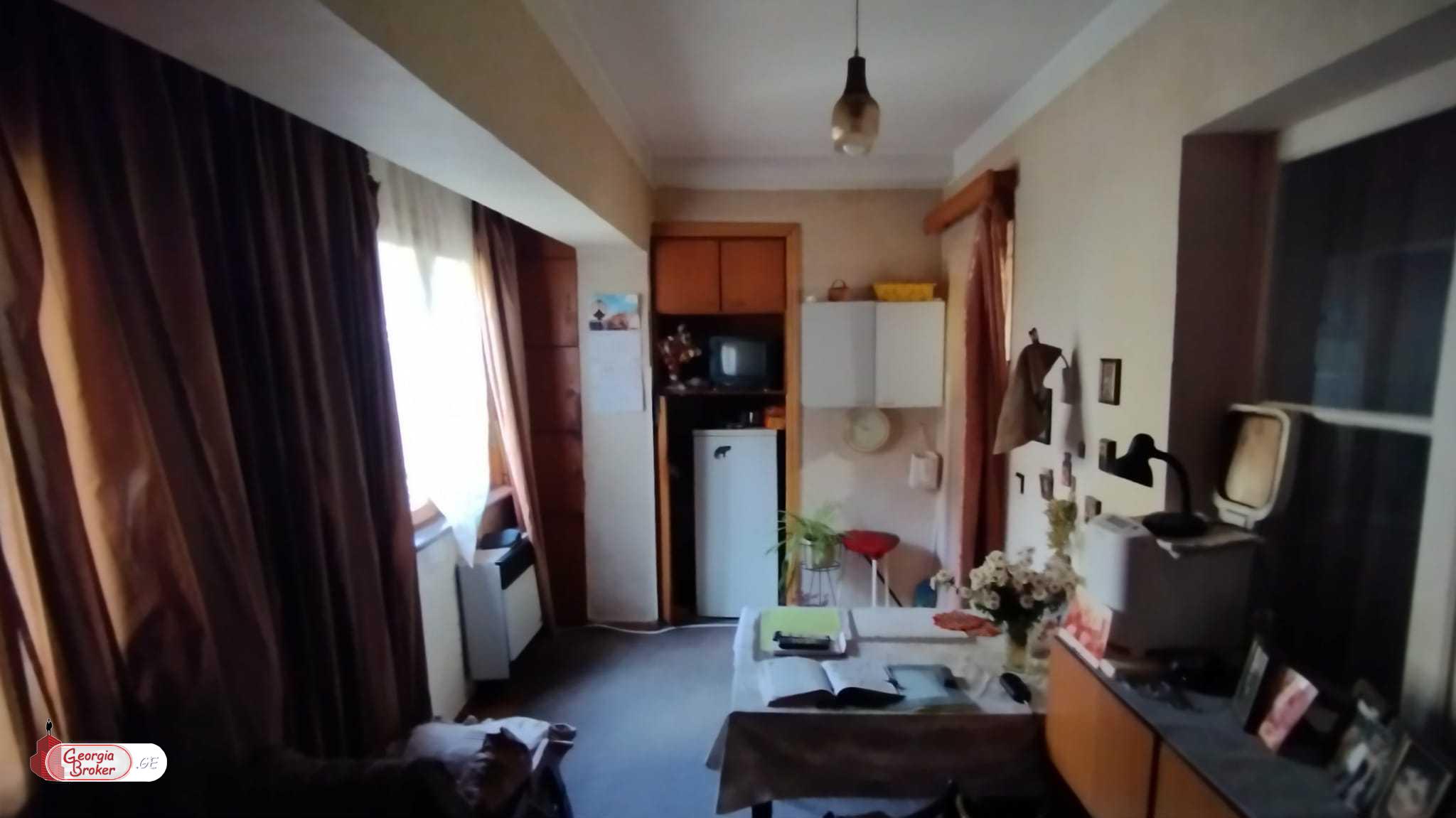 nearly repaired 3-room apartment for sale