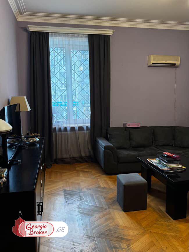 nearly repaired 5-room apartment for sale