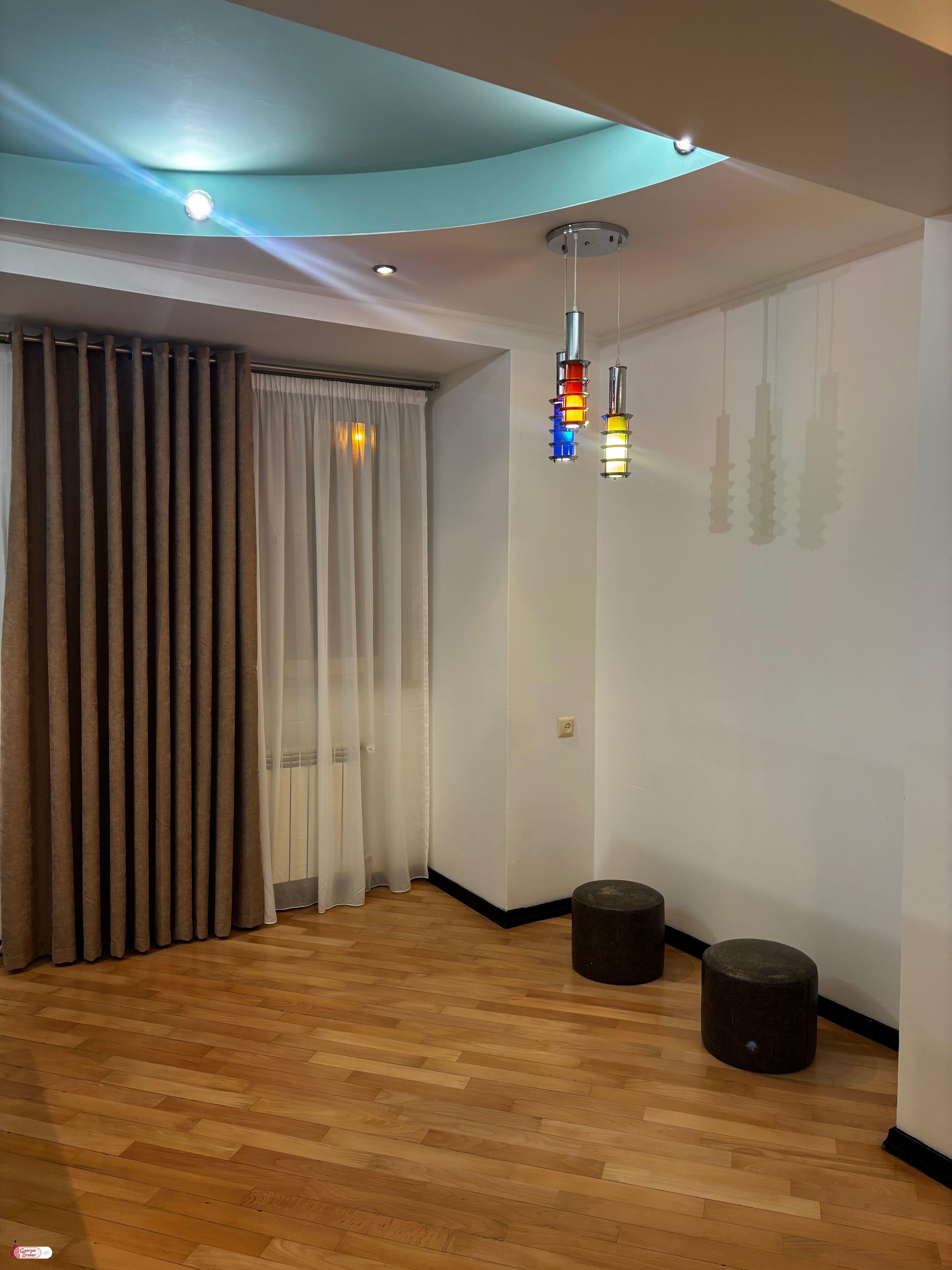 nearly repaired 2-room apartment for sale