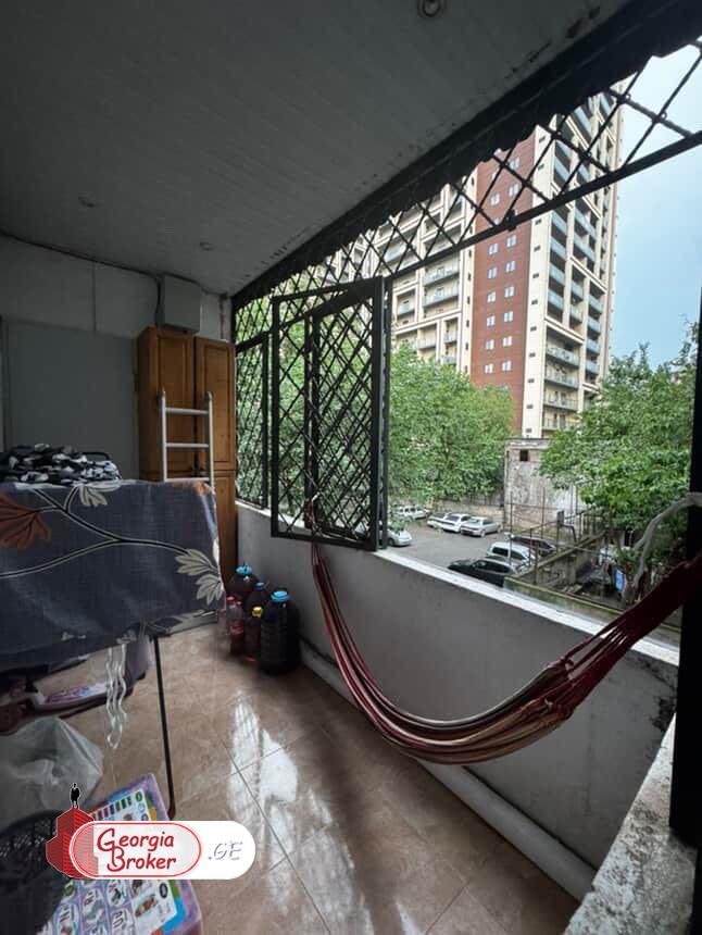 nearly repaired 5-room apartment for sale