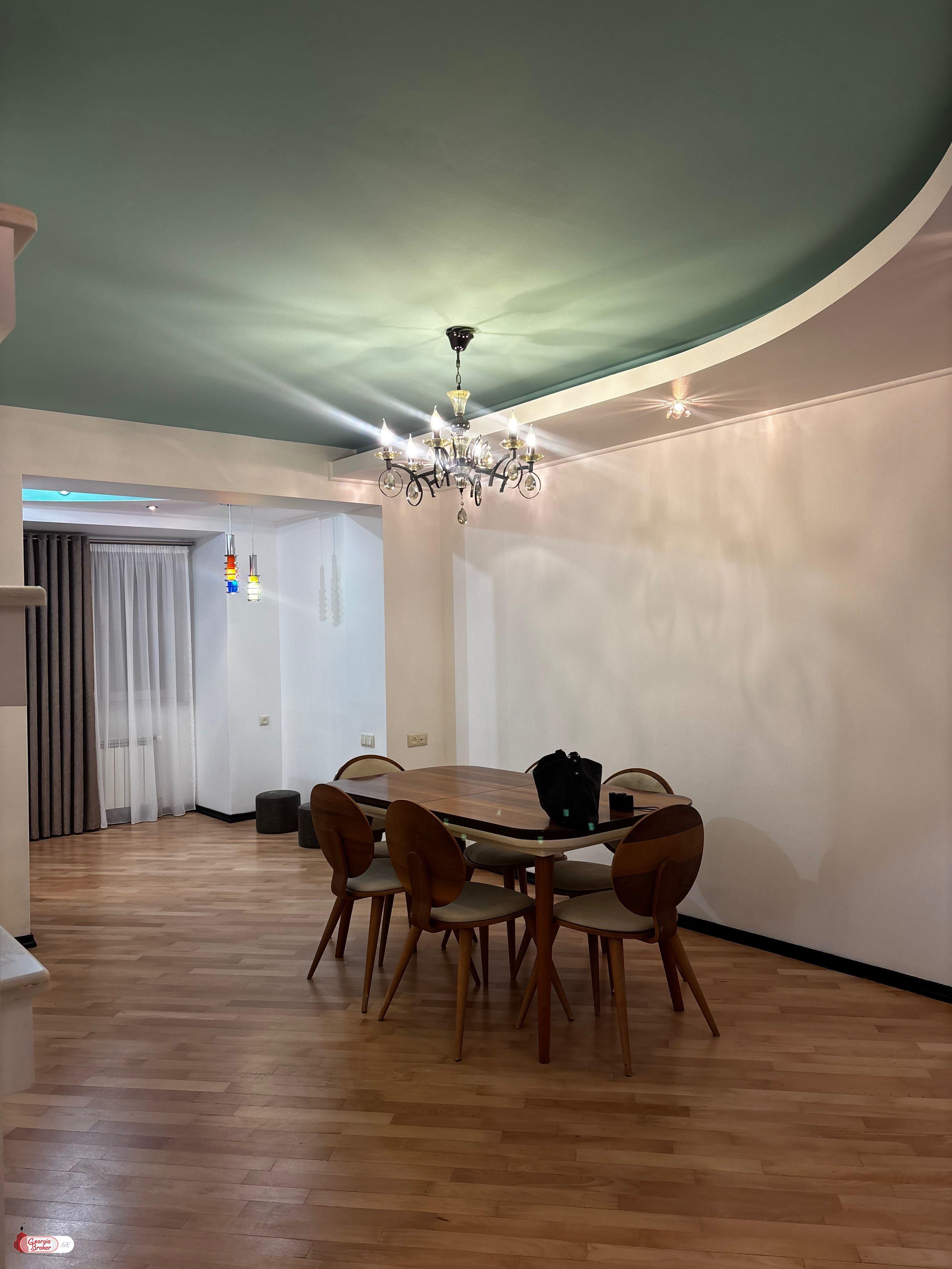 nearly repaired 2-room apartment for sale