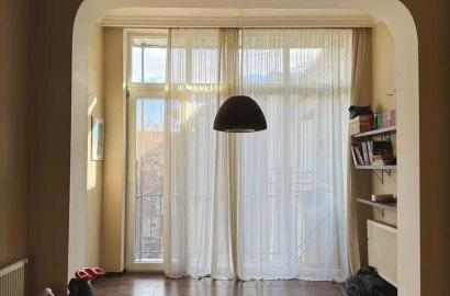 იყიდება ახალი გარემონტებული 5 ოთახიანი ბინა