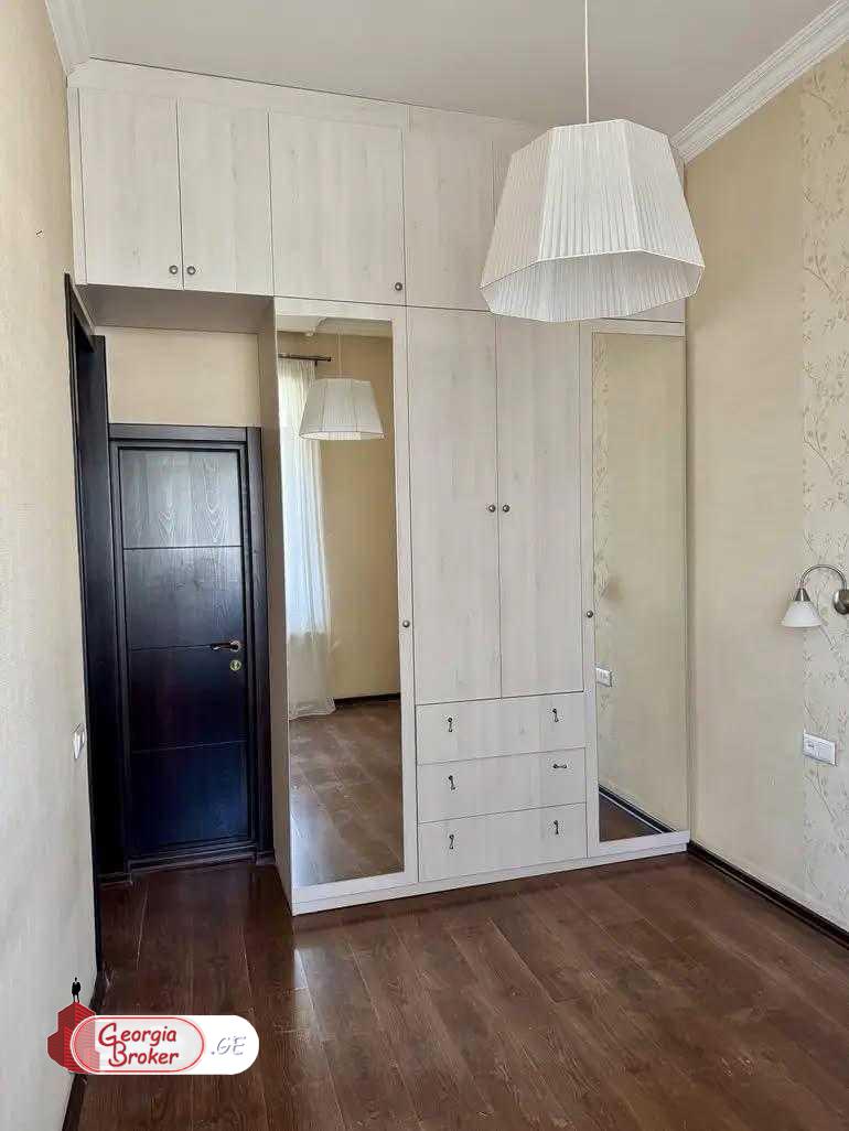 nearly repaired 5-room apartment for sale