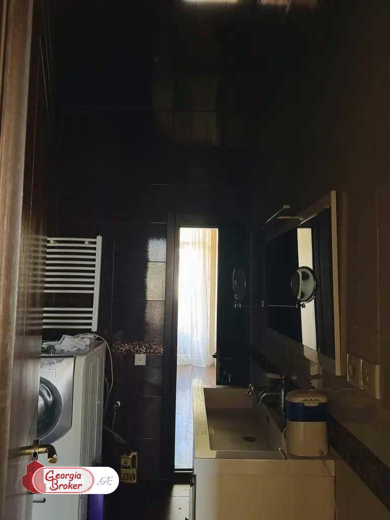 nearly repaired 5-room apartment for sale