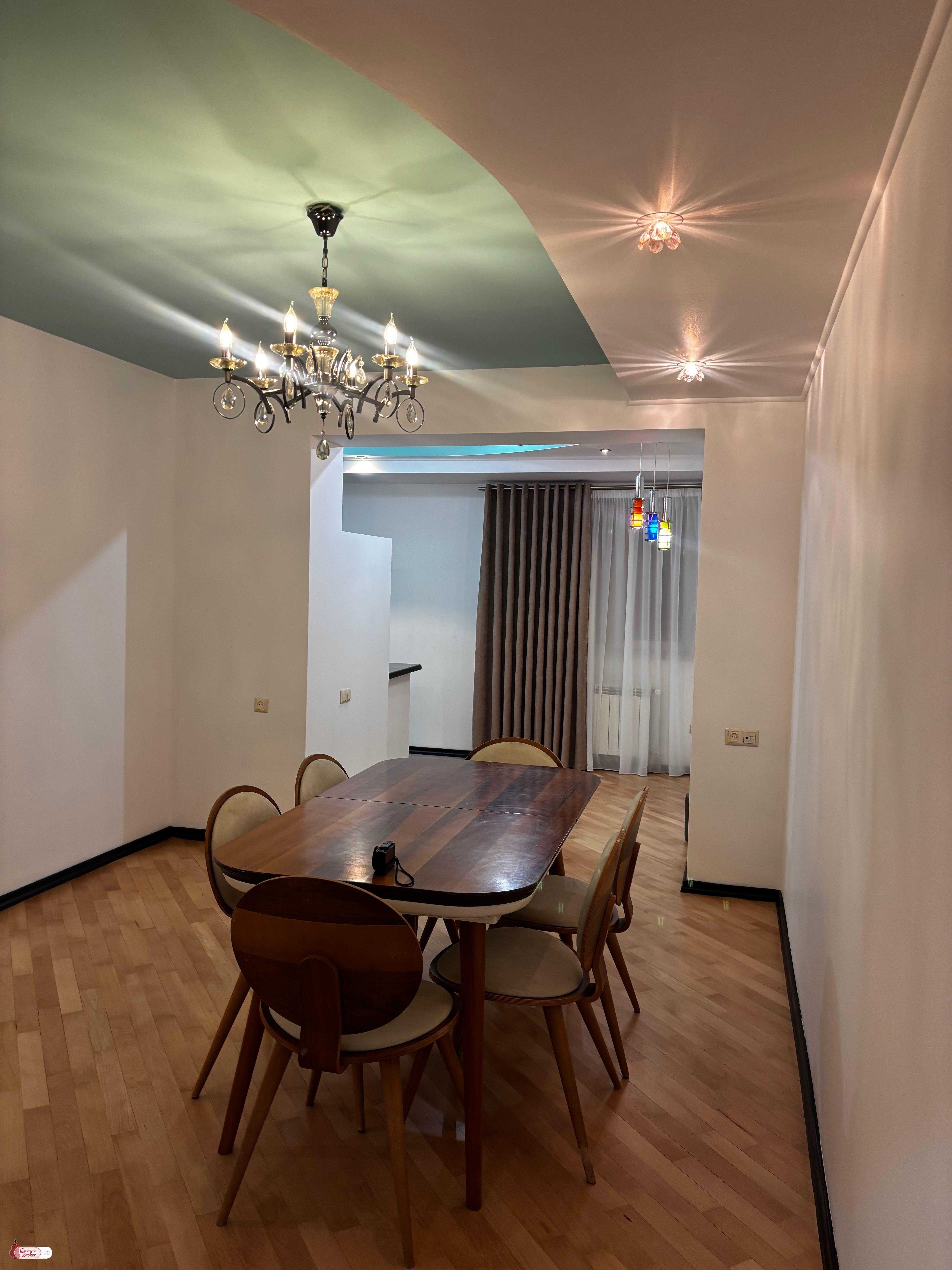 nearly repaired 2-room apartment for sale