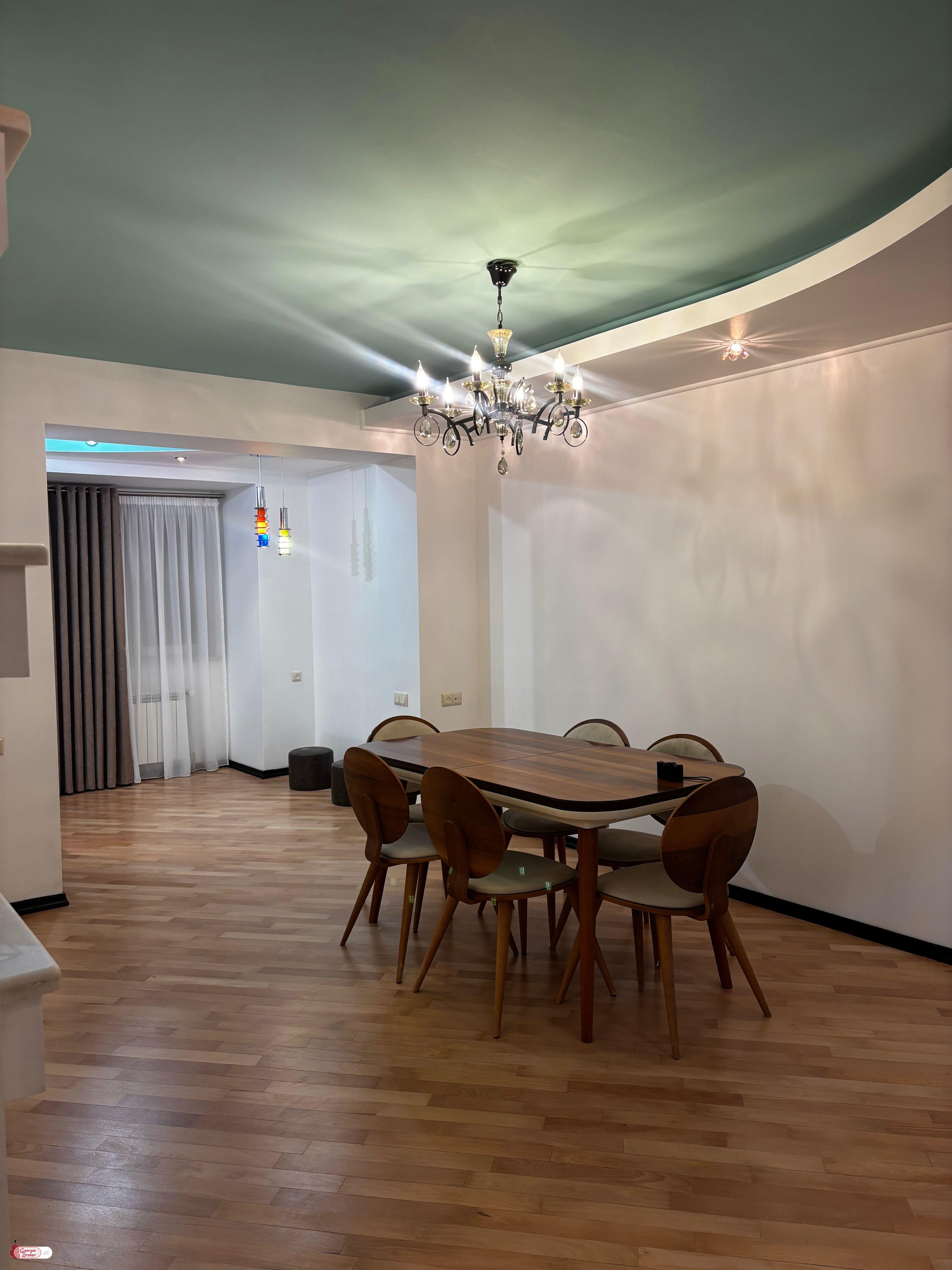 nearly repaired 2-room apartment for sale