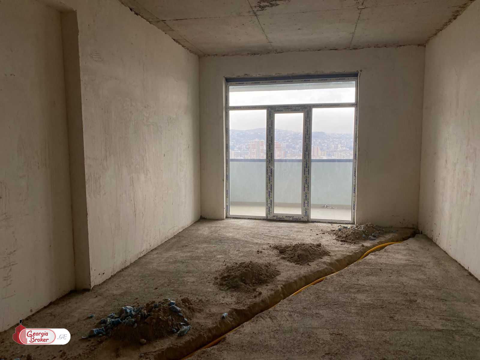 nearly repaired 4-room apartment for sale