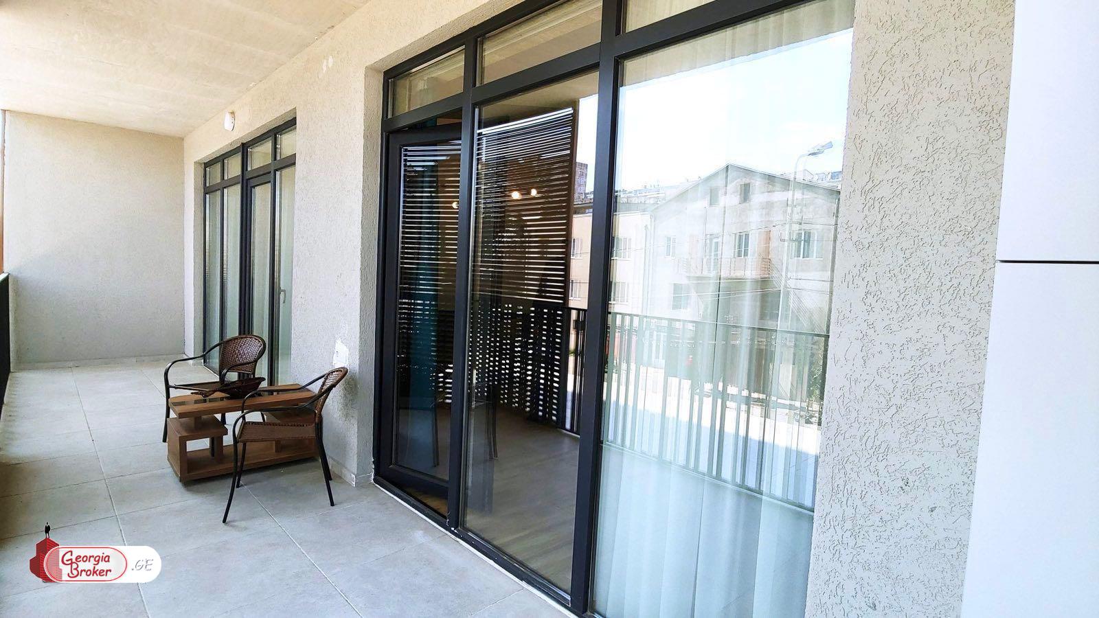 nearly repaired 3-room apartment for sale