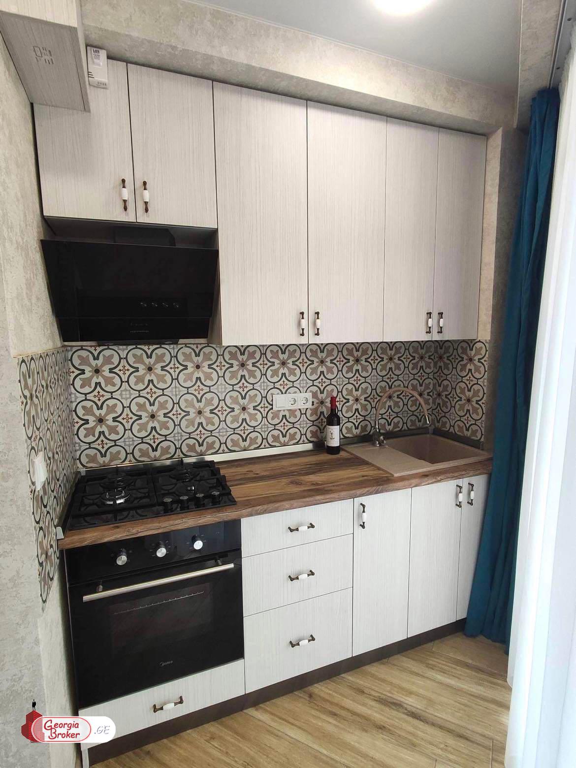 nearly repaired 3-room apartment for sale