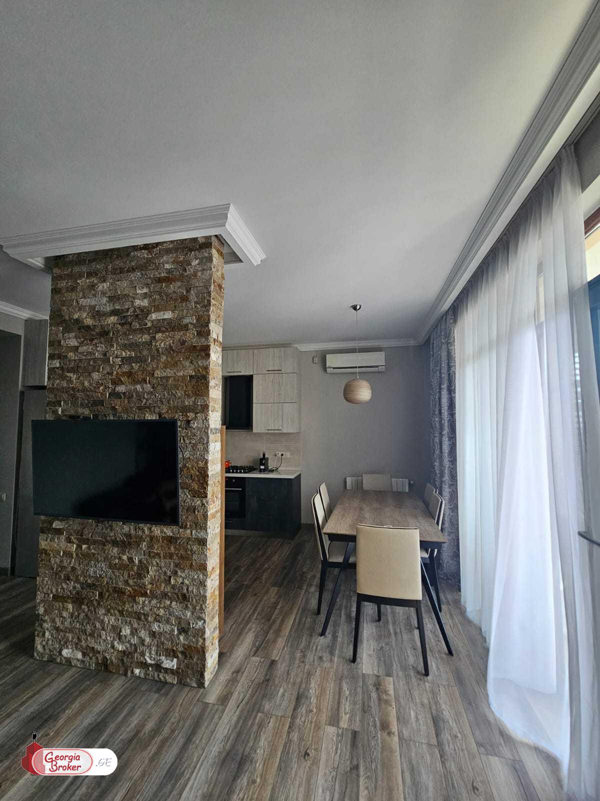 იყიდება ახალი გარემონტებული 3 ოთახიანი ბინა