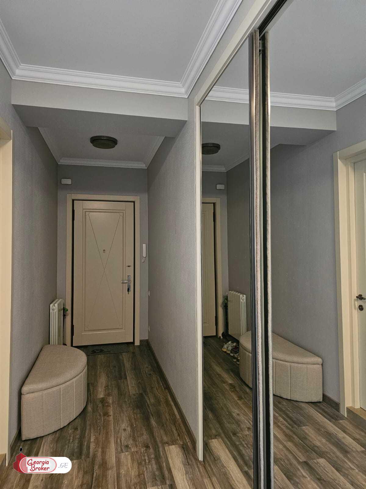 იყიდება ახალი გარემონტებული 3 ოთახიანი ბინა