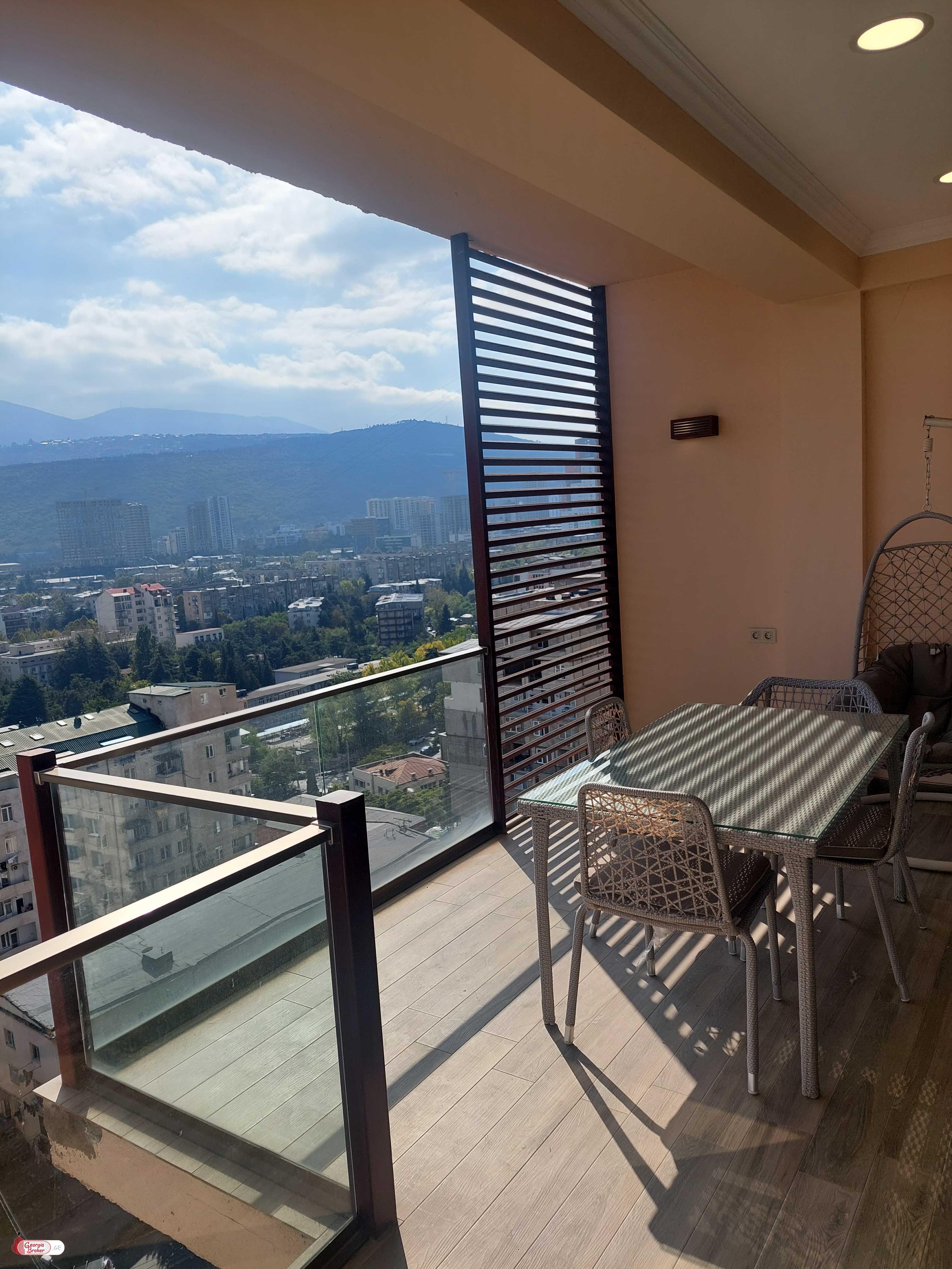 იყიდება ახალი გარემონტებული 3 ოთახიანი ბინა