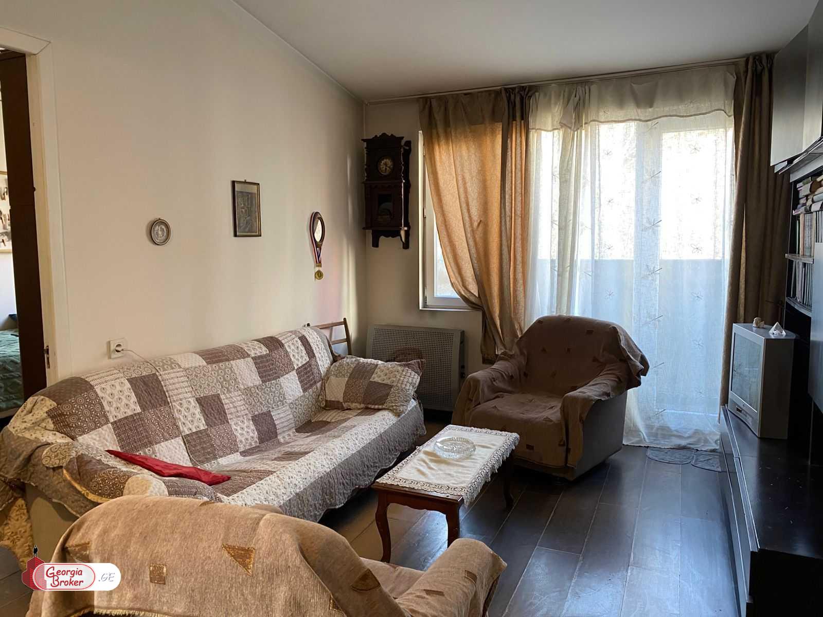 old repaired 3-room apartment for sale