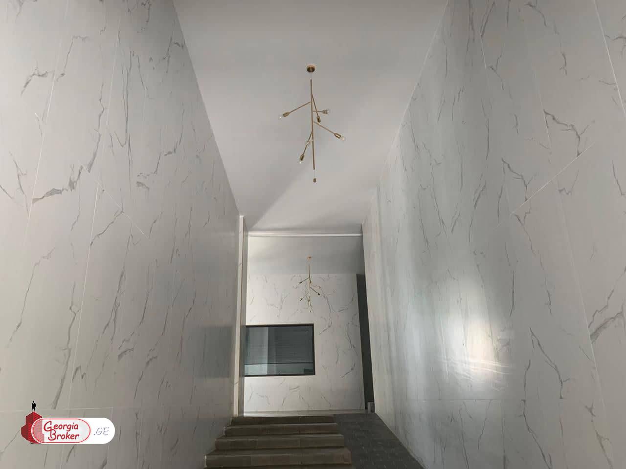 продается квартира с новым ремонтом 2-комнаты