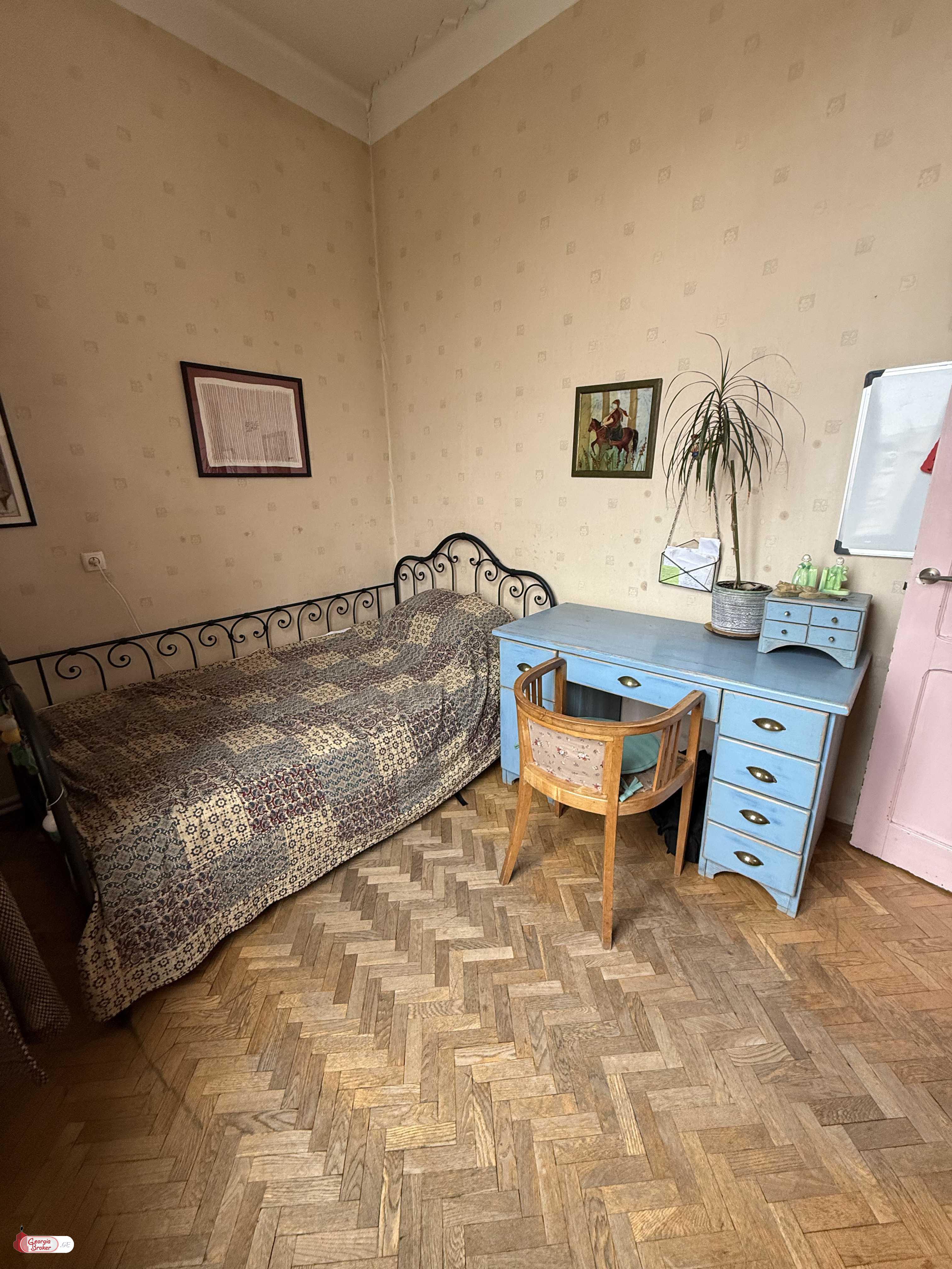 იყიდება ახალი გარემონტებული 3 ოთახიანი ბინა