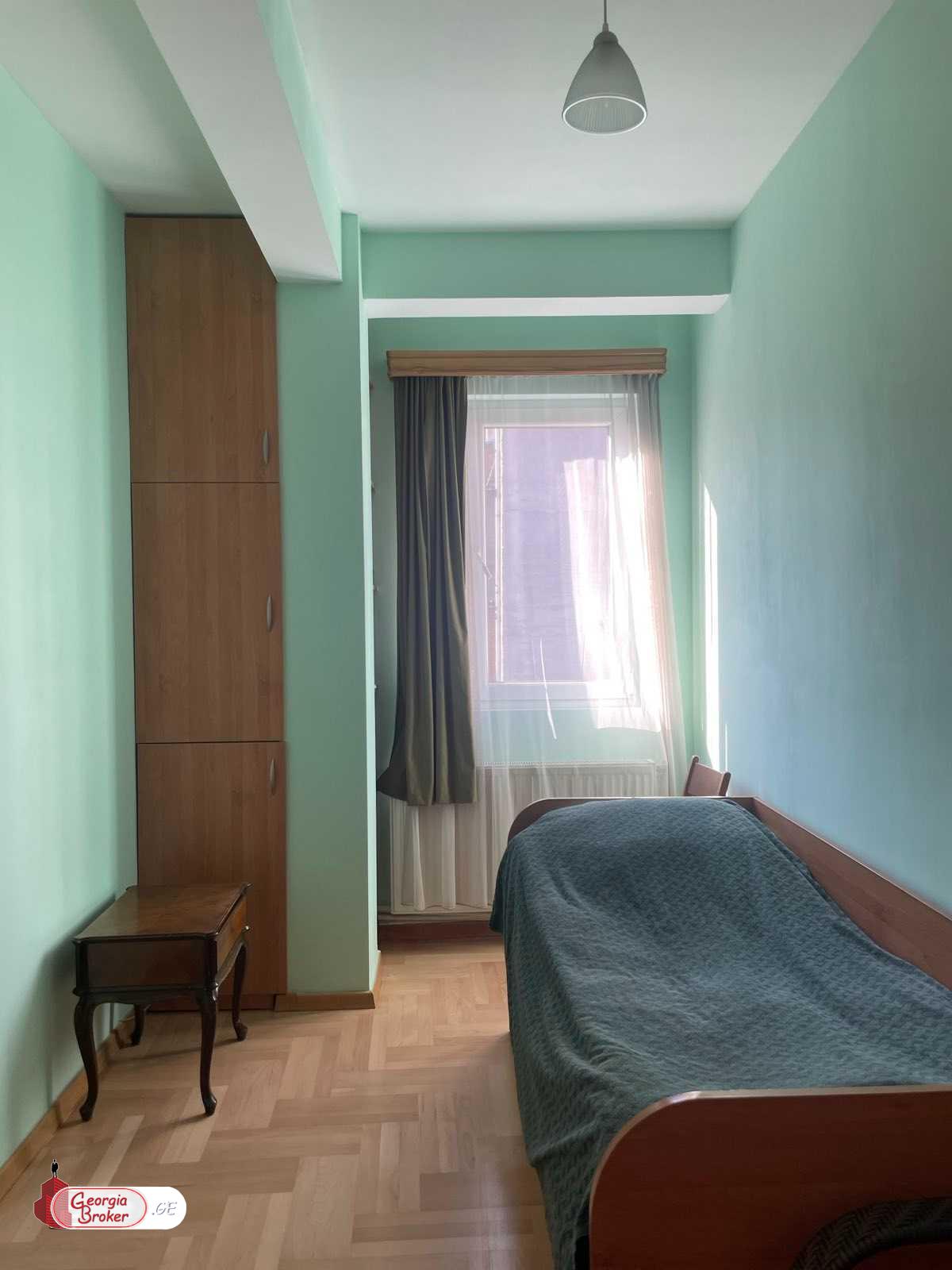 nearly repaired 3-room apartment for sale